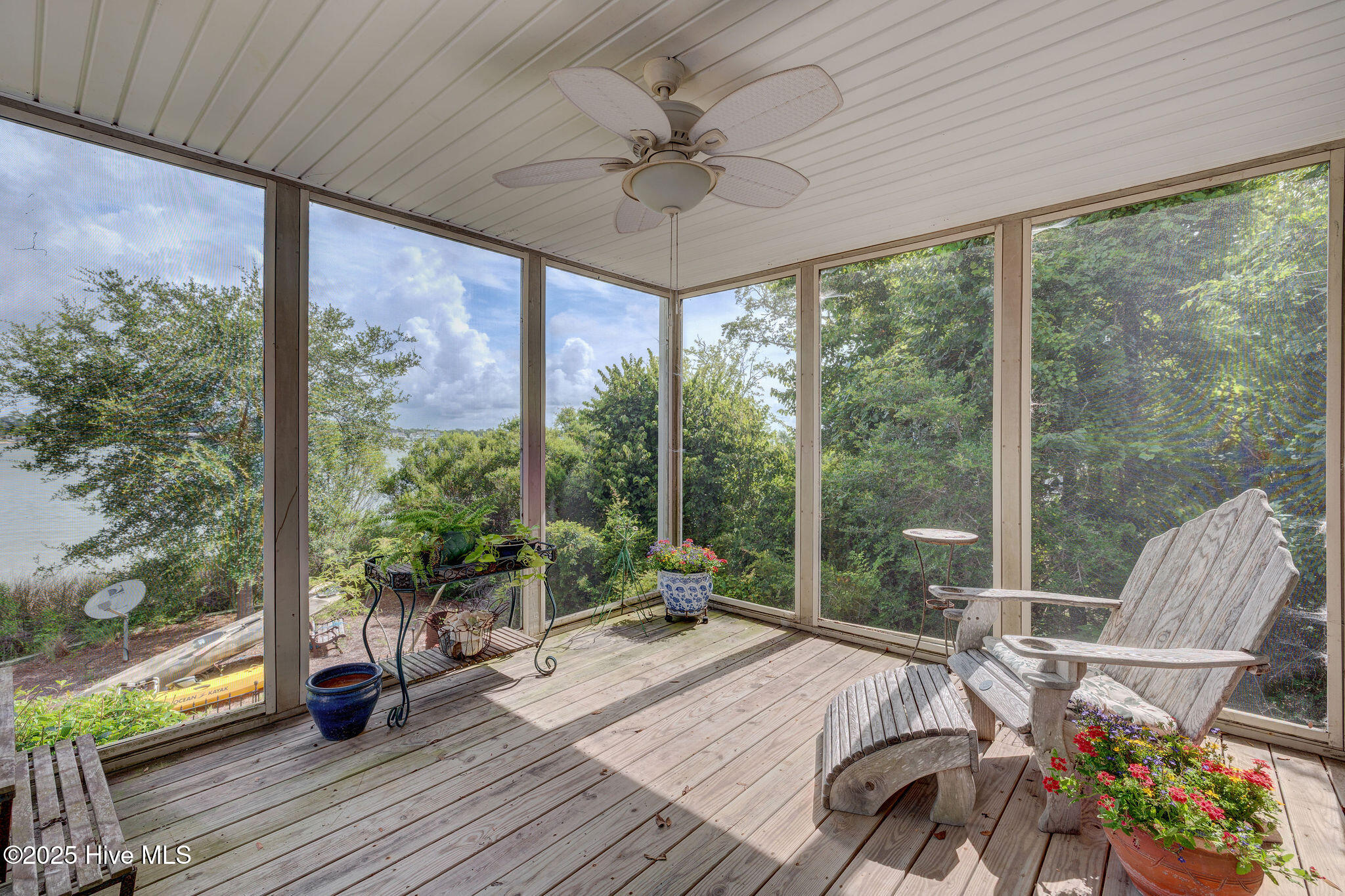 915 Chadwick Shores Drive