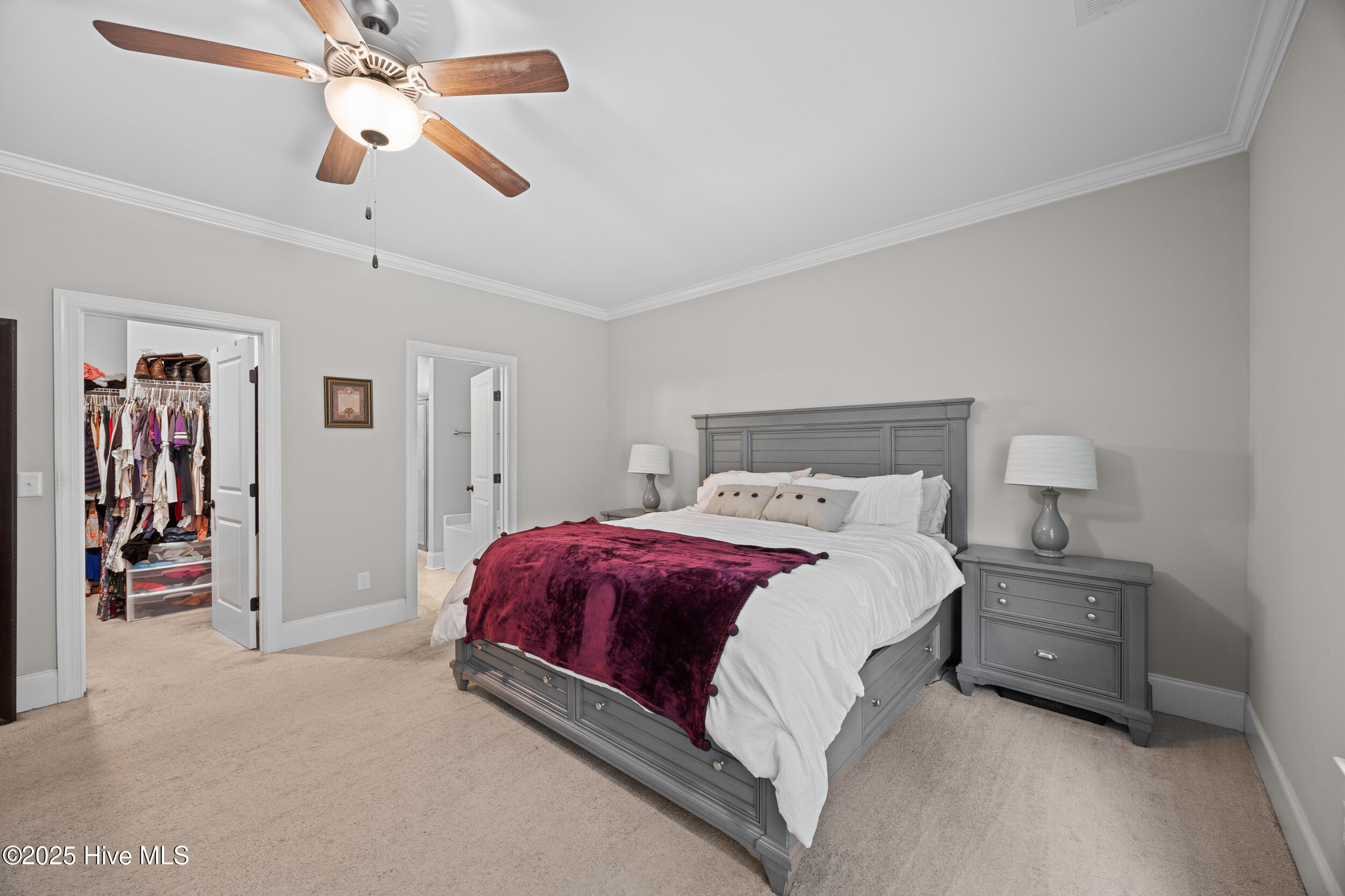 2244 Lakeside Circle