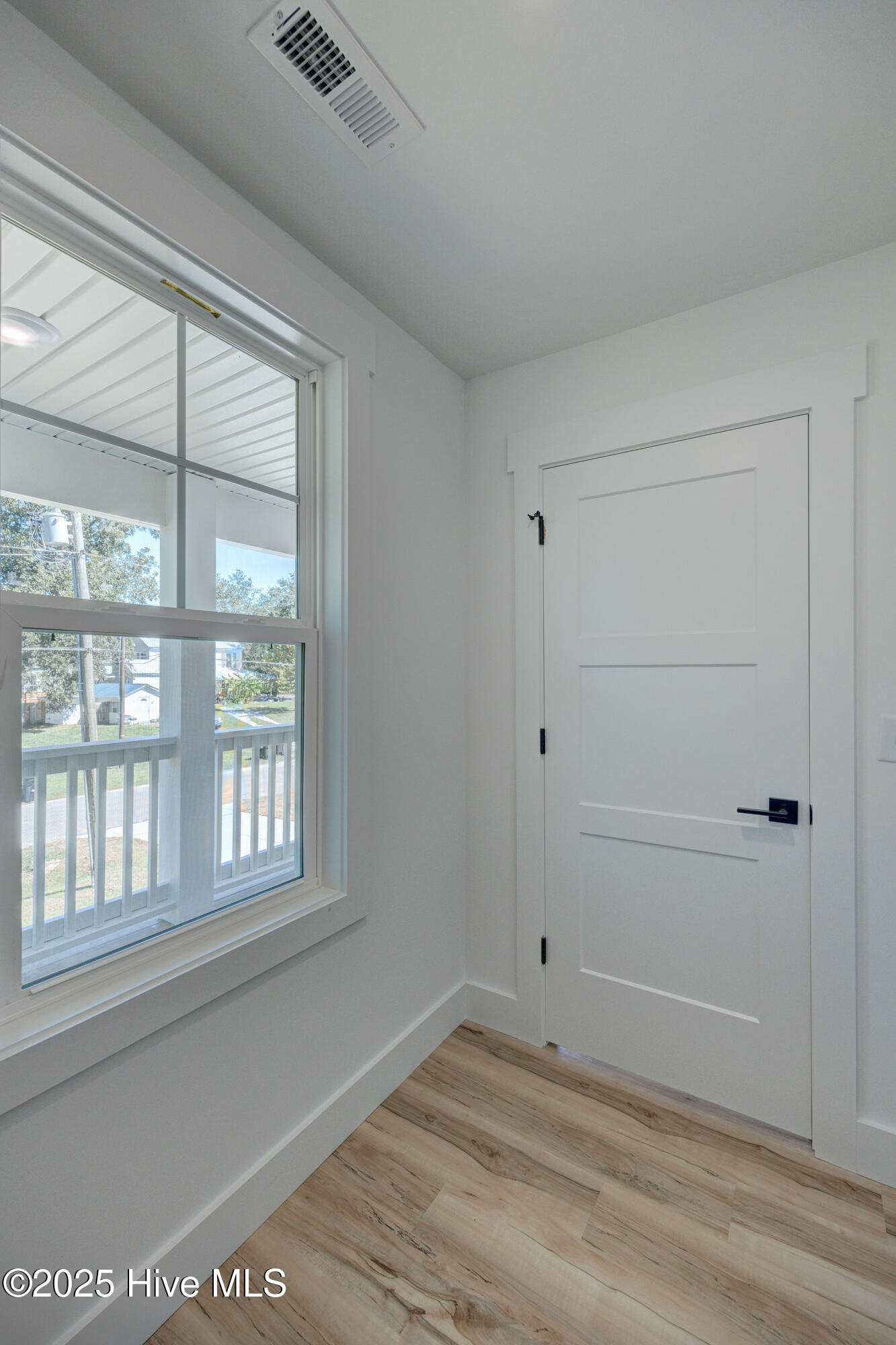 205 W Williams Street