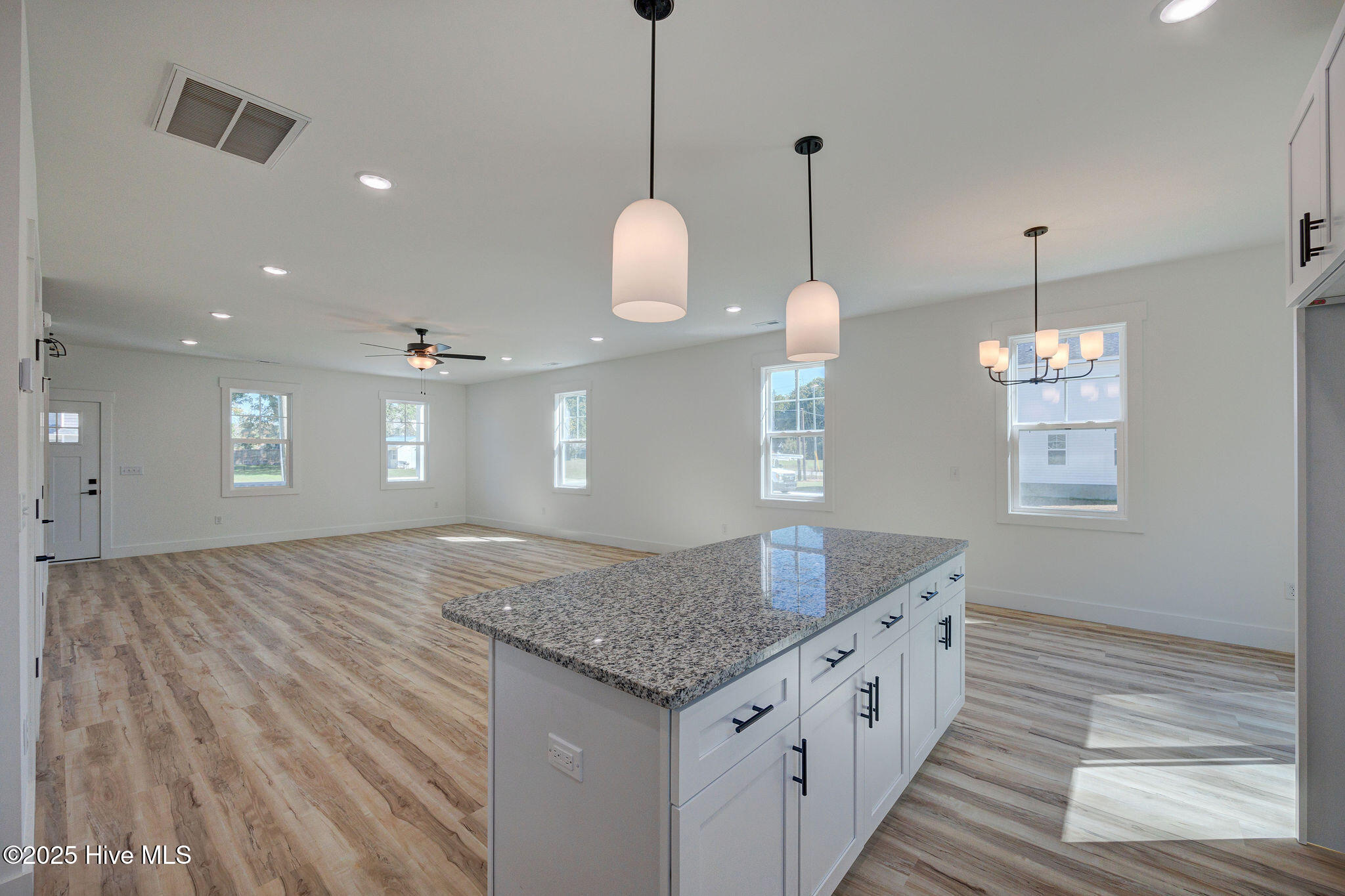 205 W Williams Street