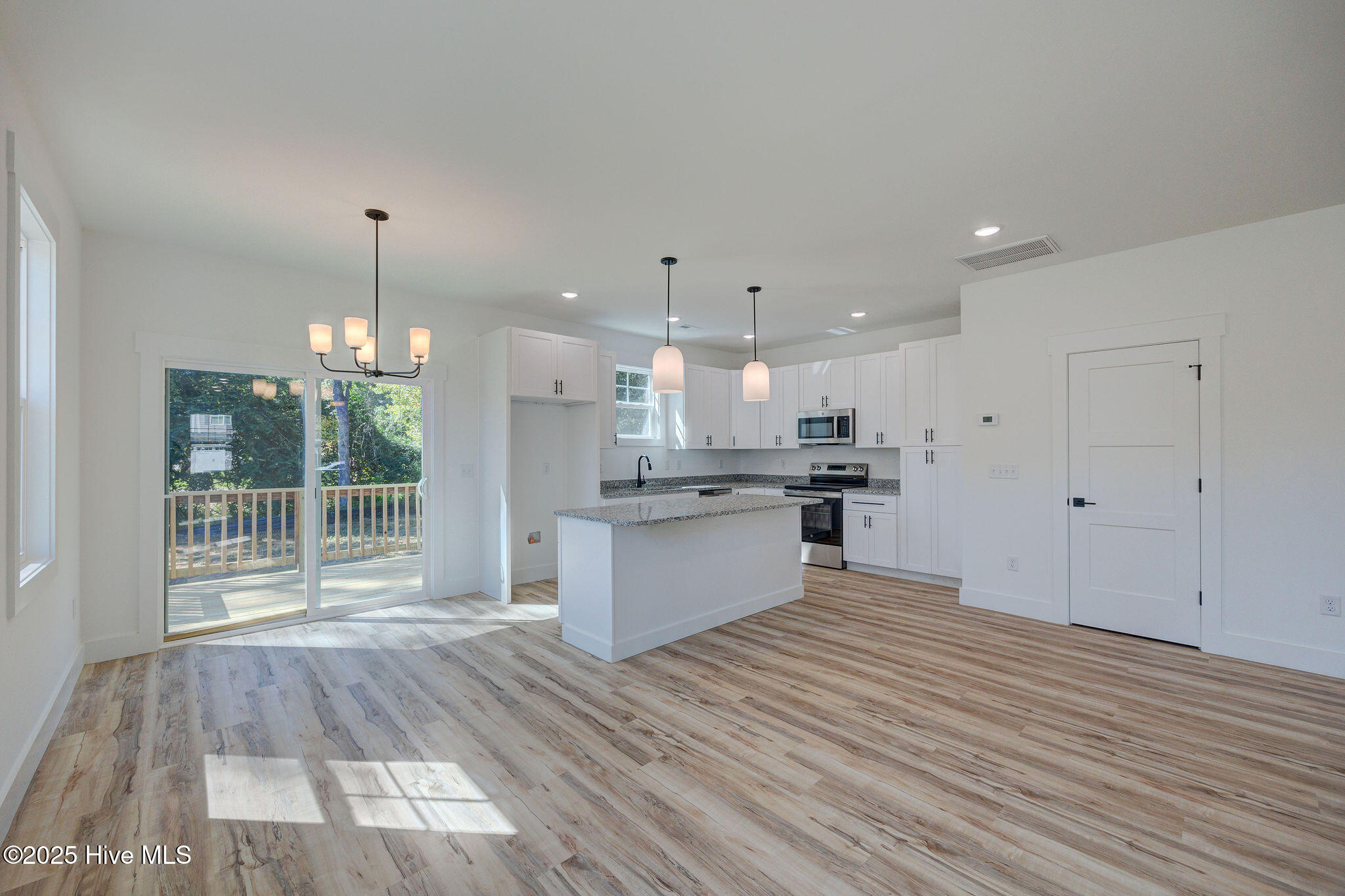 205 W Williams Street