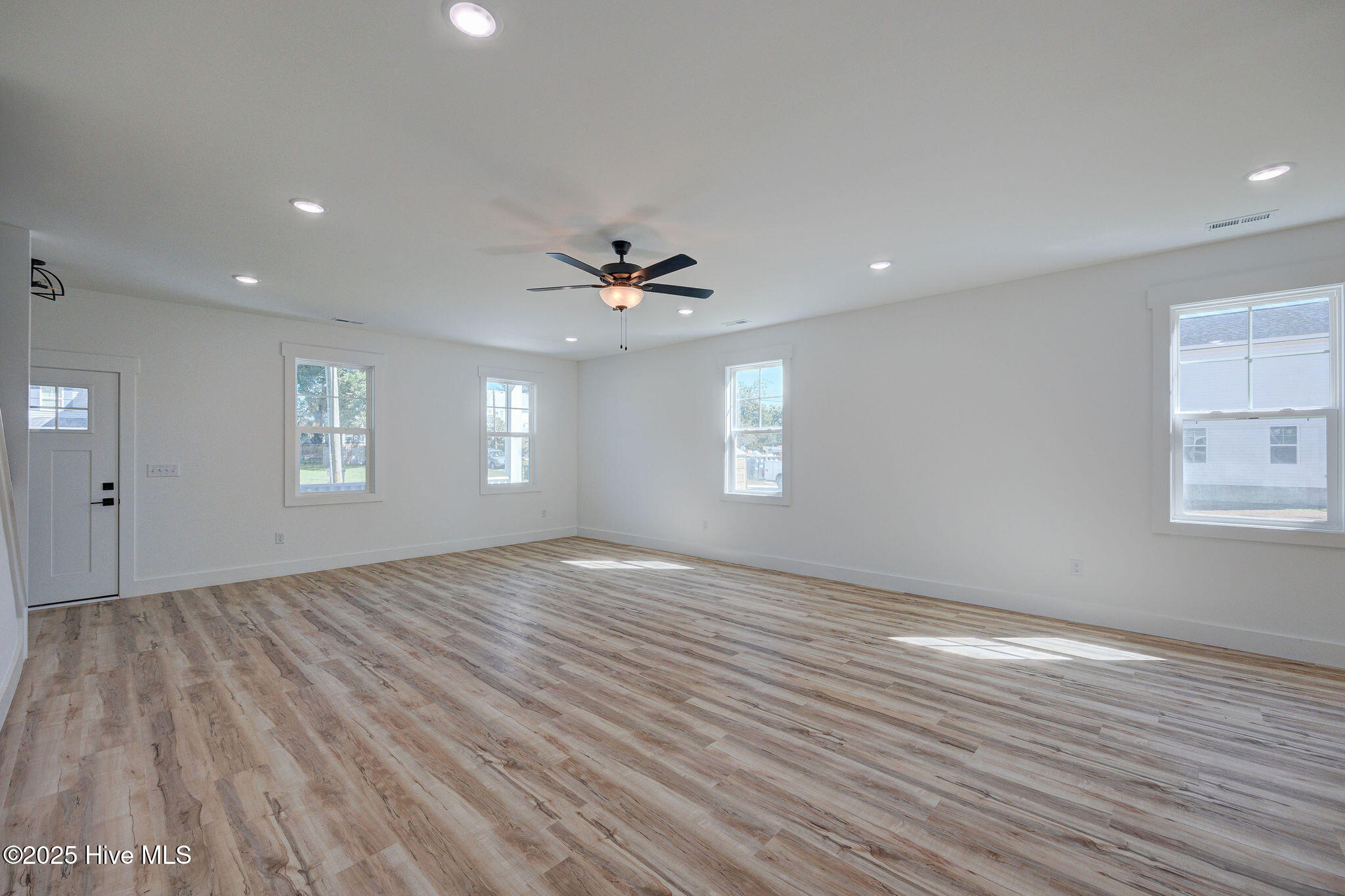 205 W Williams Street