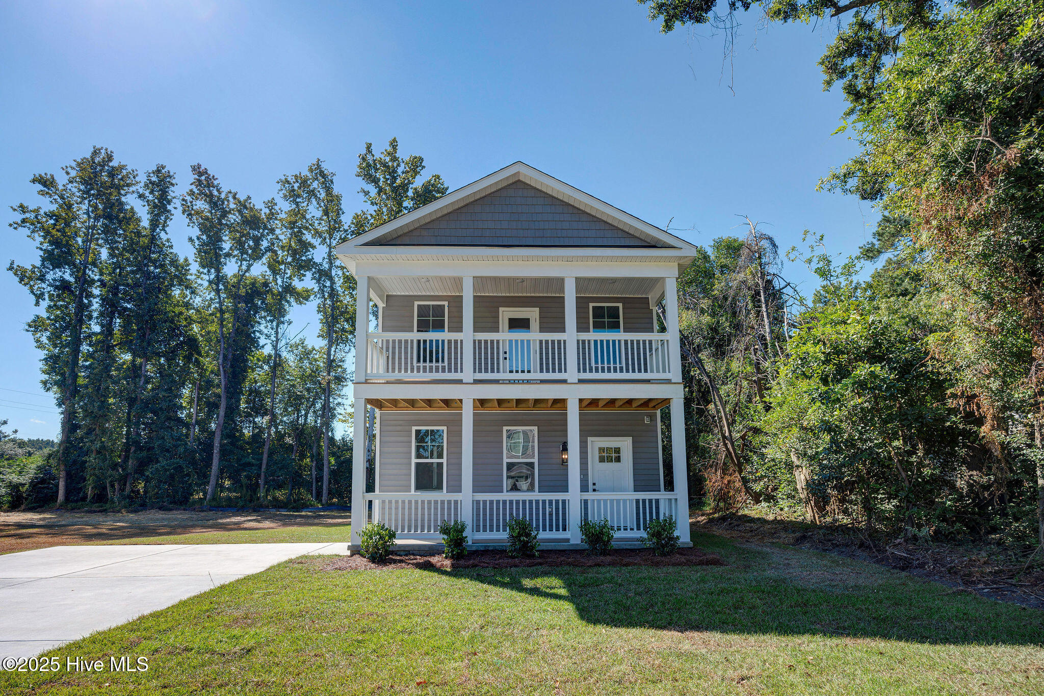 205 W Williams Street