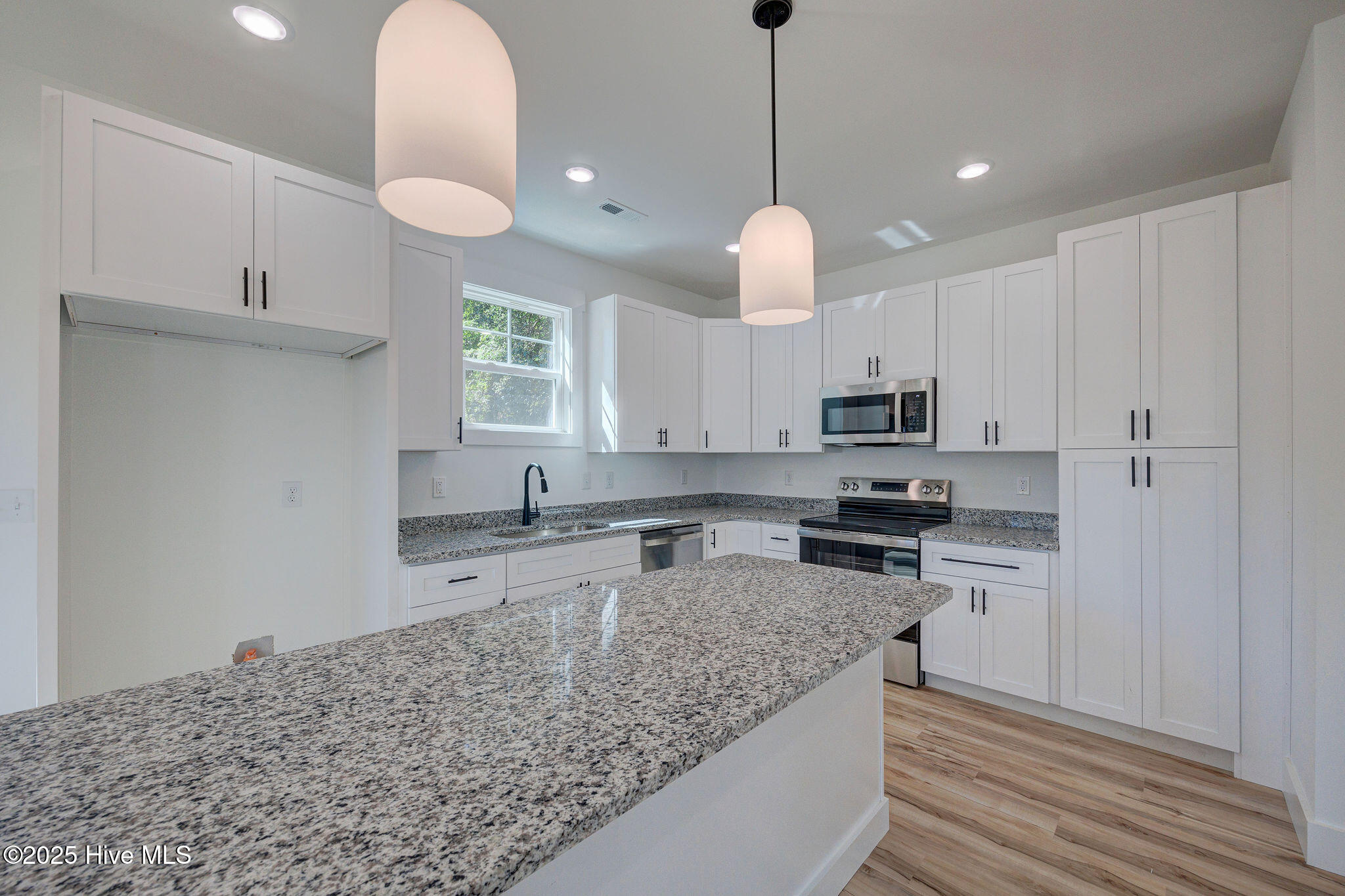 205 W Williams Street