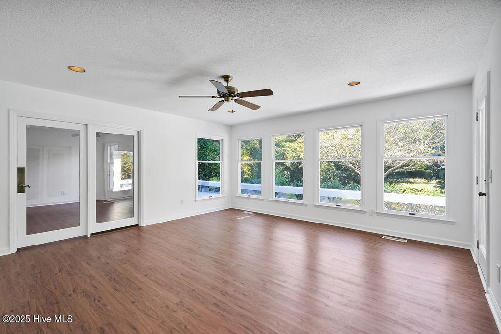 116 Olde Point Road
