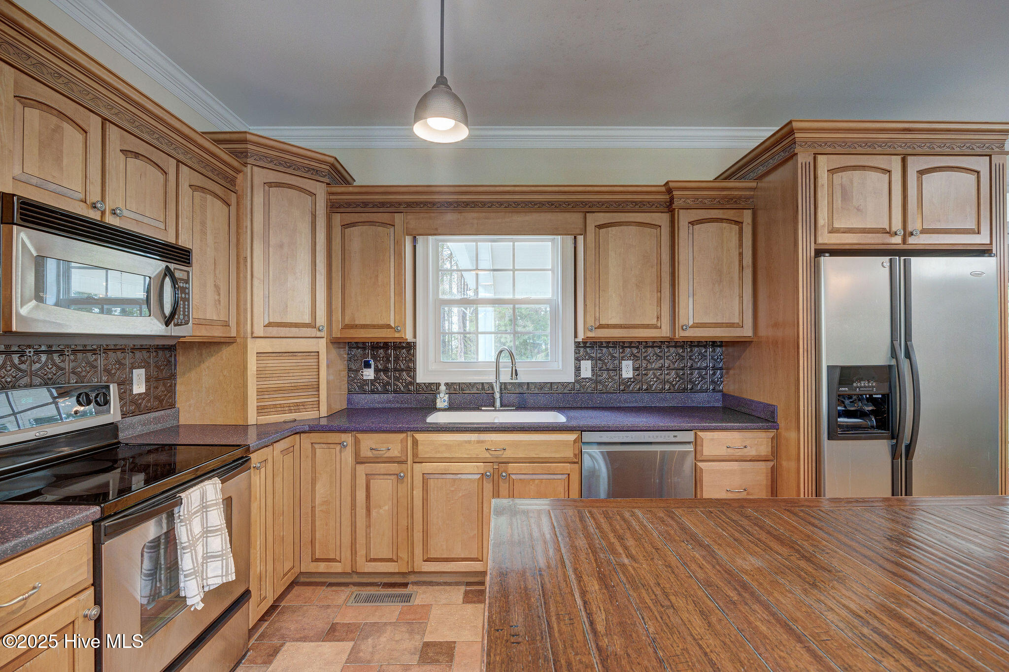 332 Batchelor Bay Road