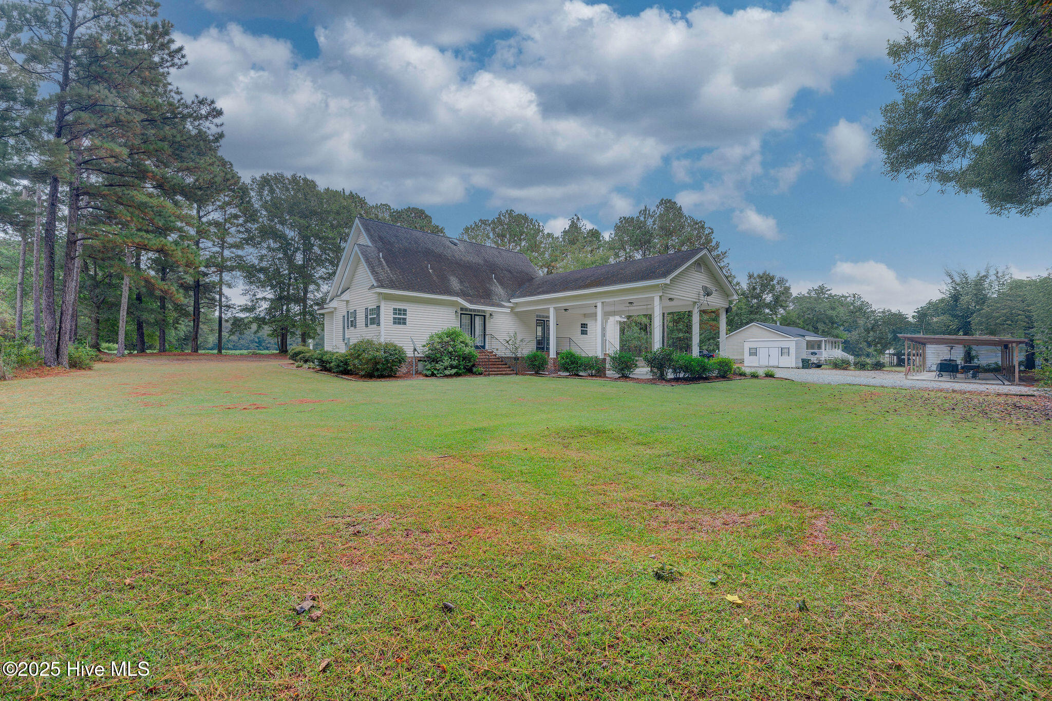 332 Batchelor Bay Road