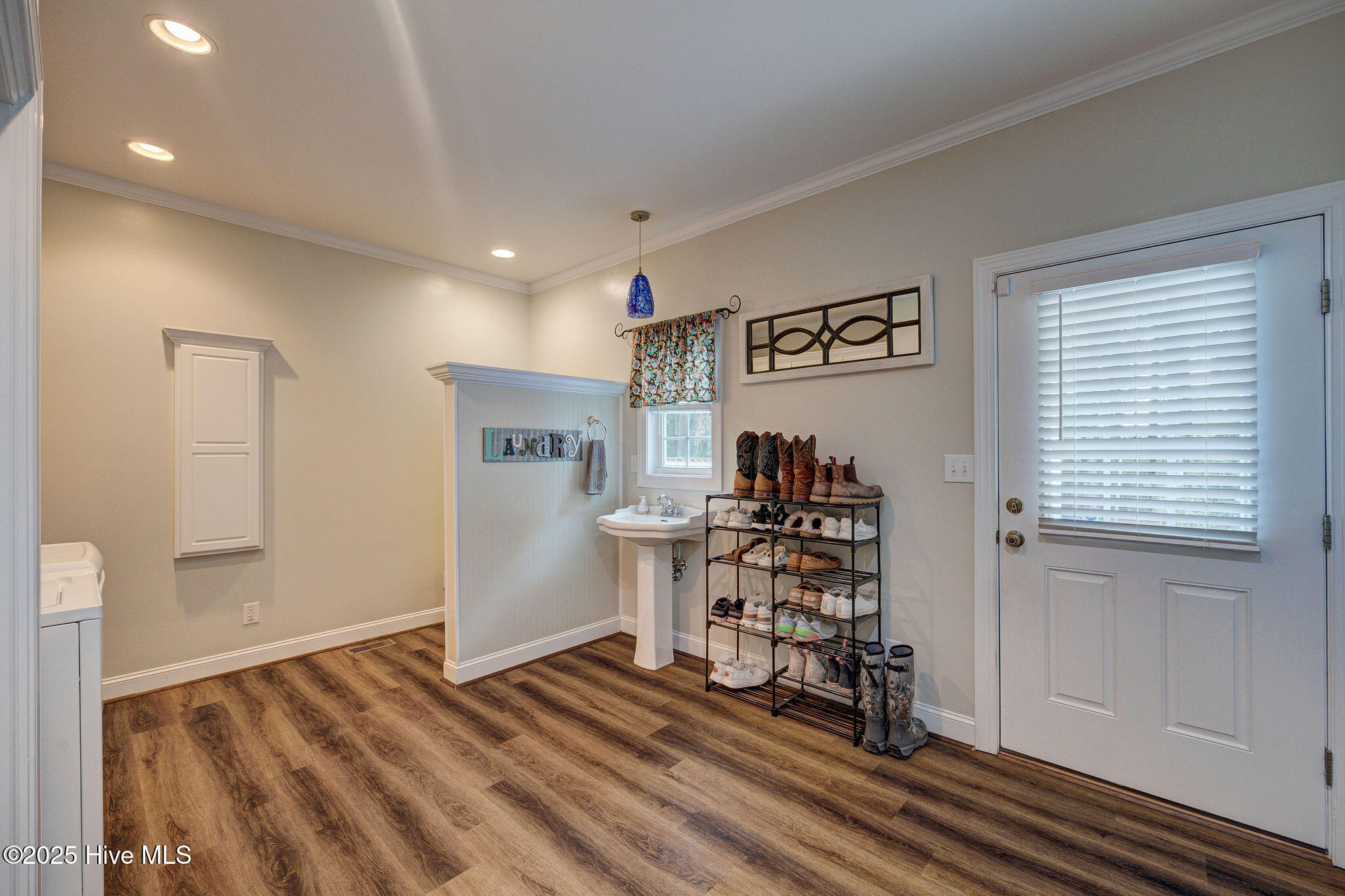 332 Batchelor Bay Road