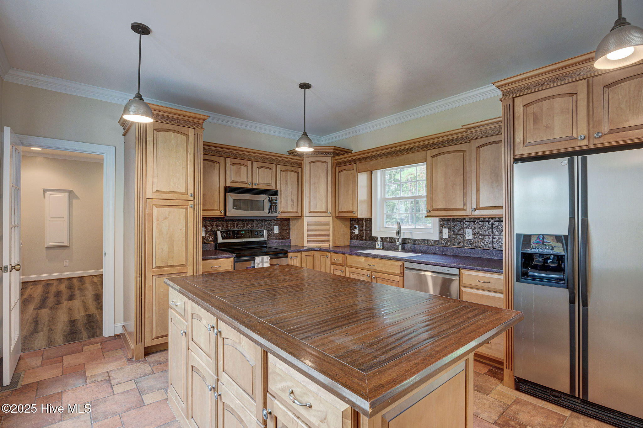 332 Batchelor Bay Road