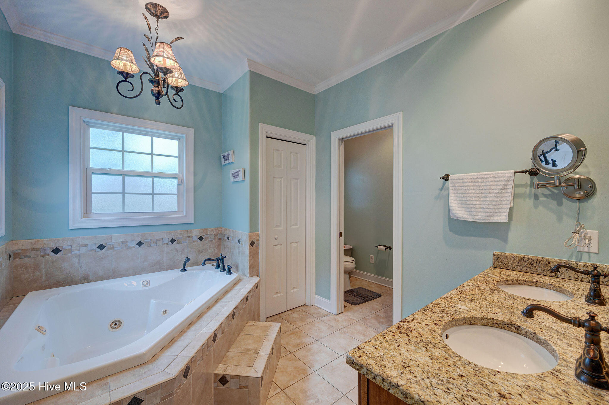 332 Batchelor Bay Road