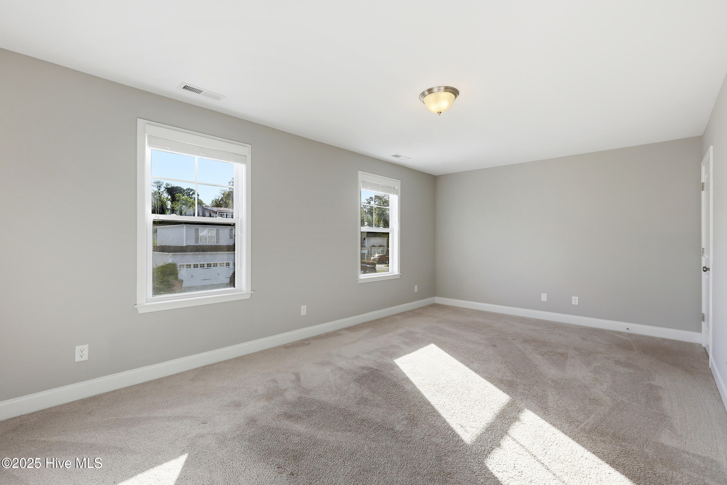 1016 Jacksons Ridge Court