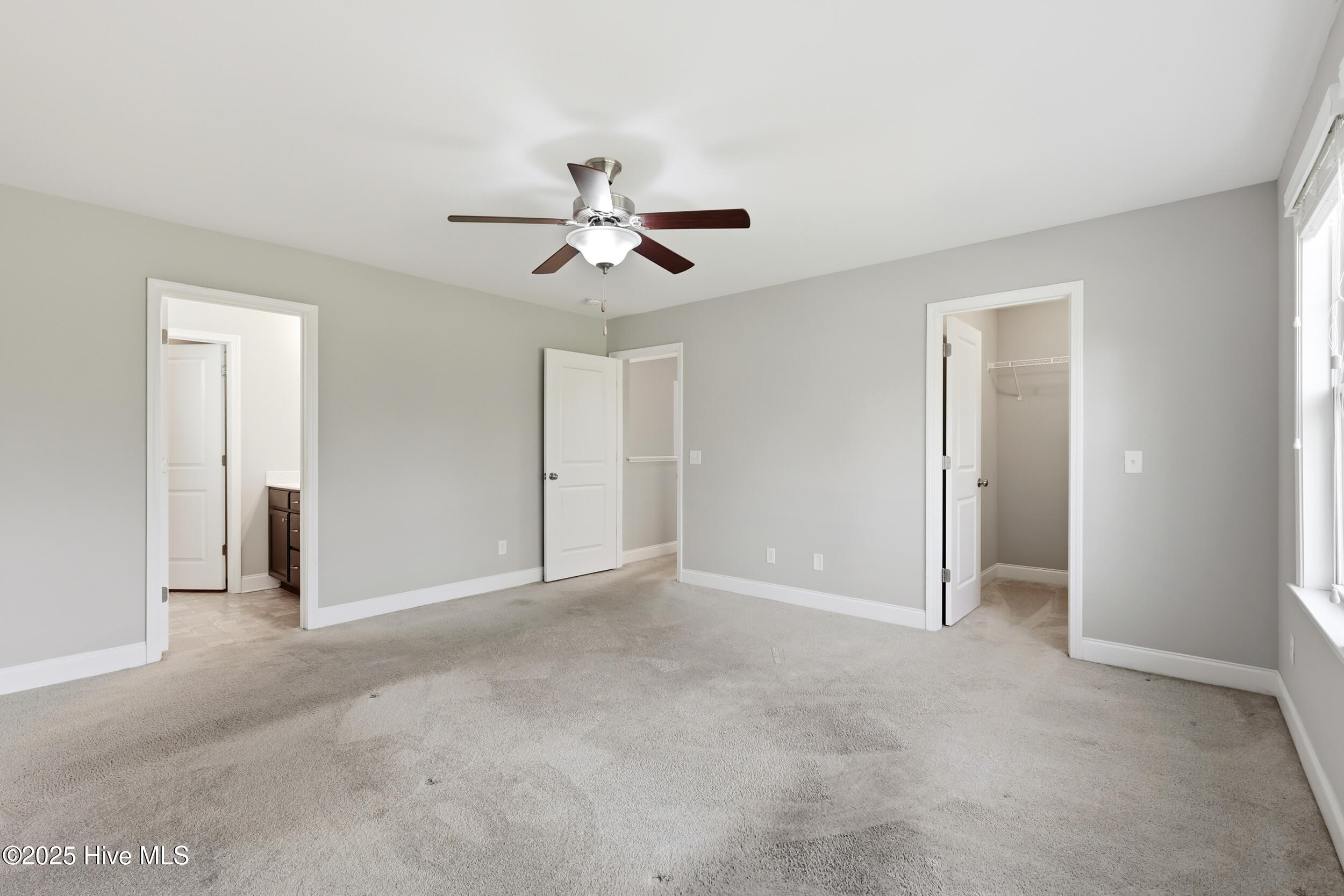 1016 Jacksons Ridge Court