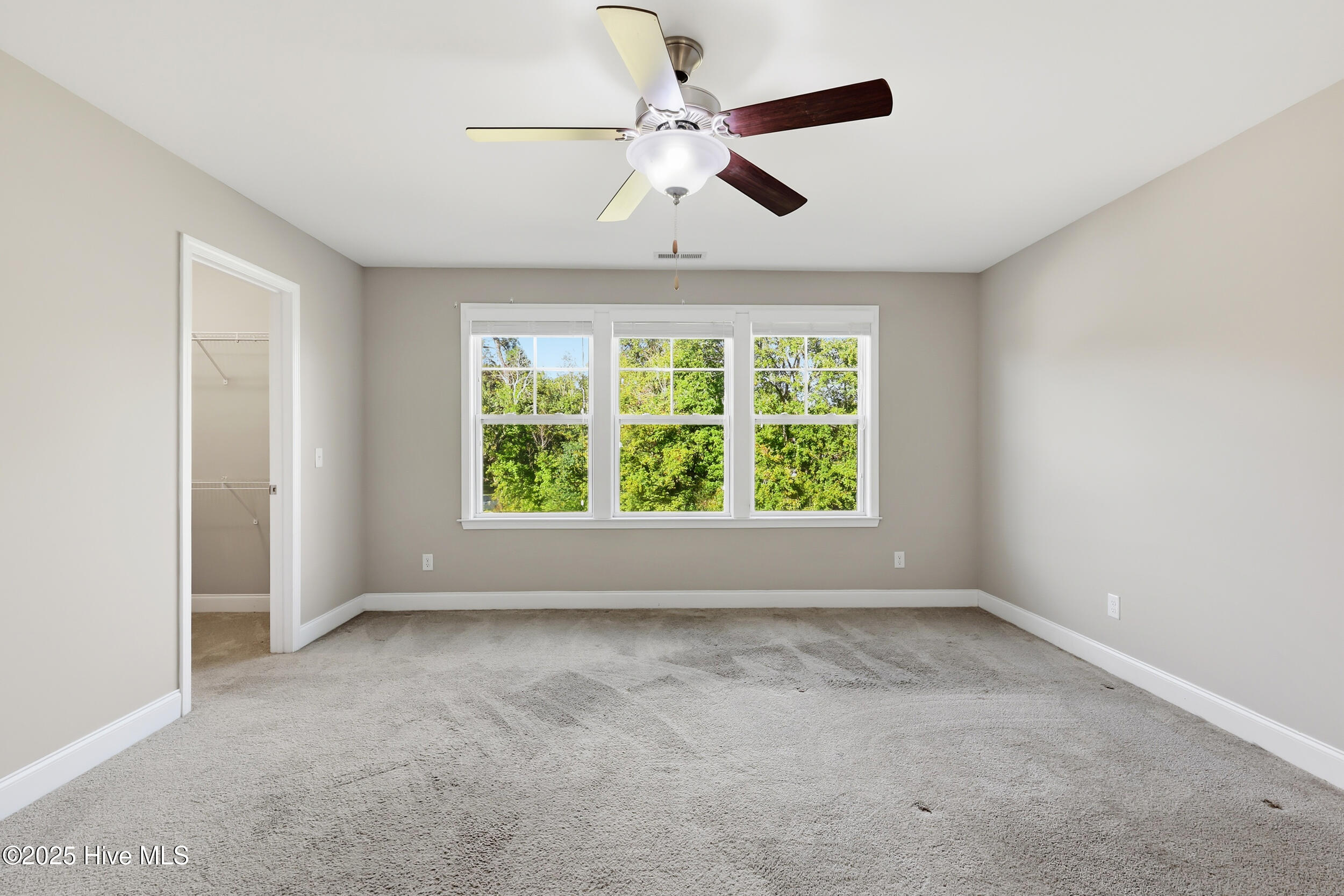 1016 Jacksons Ridge Court