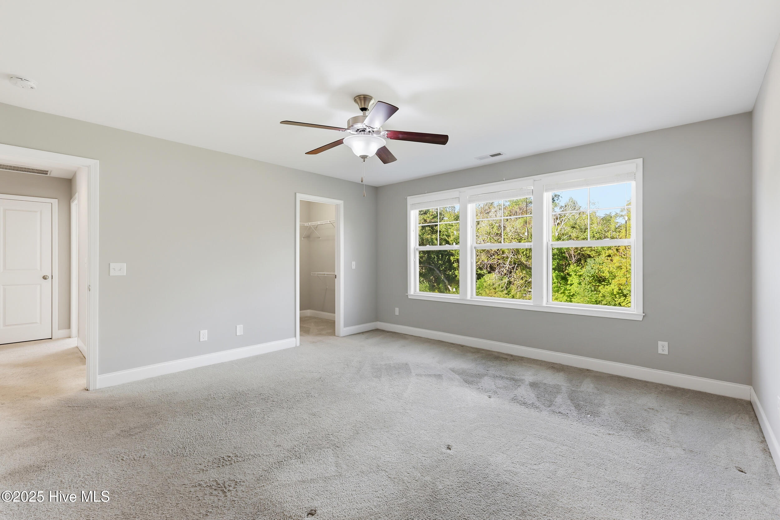 1016 Jacksons Ridge Court