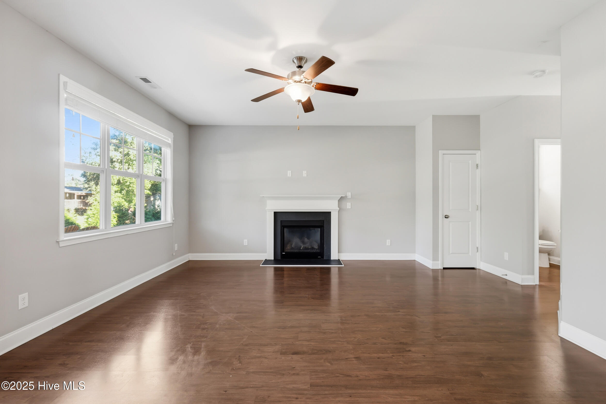1016 Jacksons Ridge Court