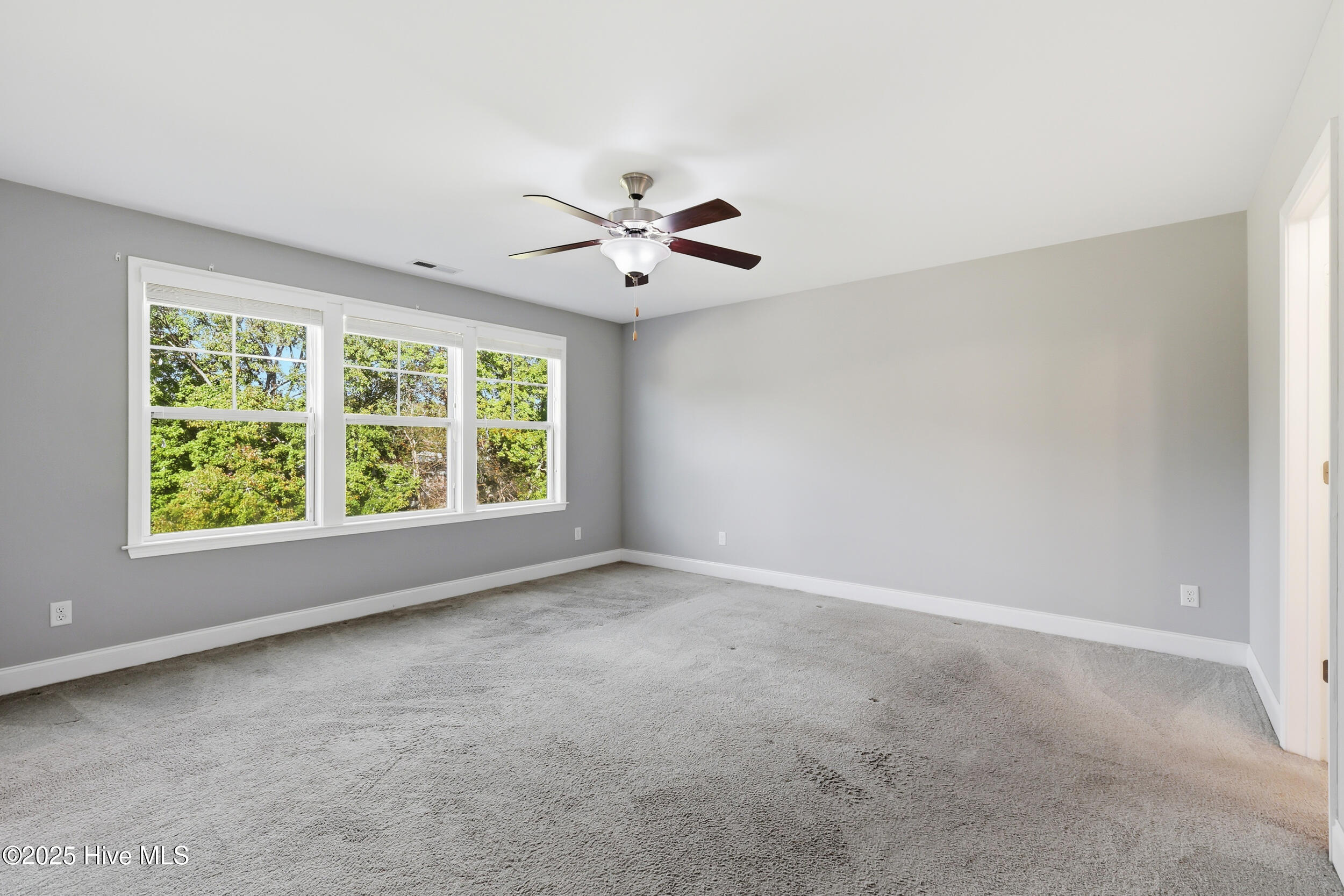 1016 Jacksons Ridge Court