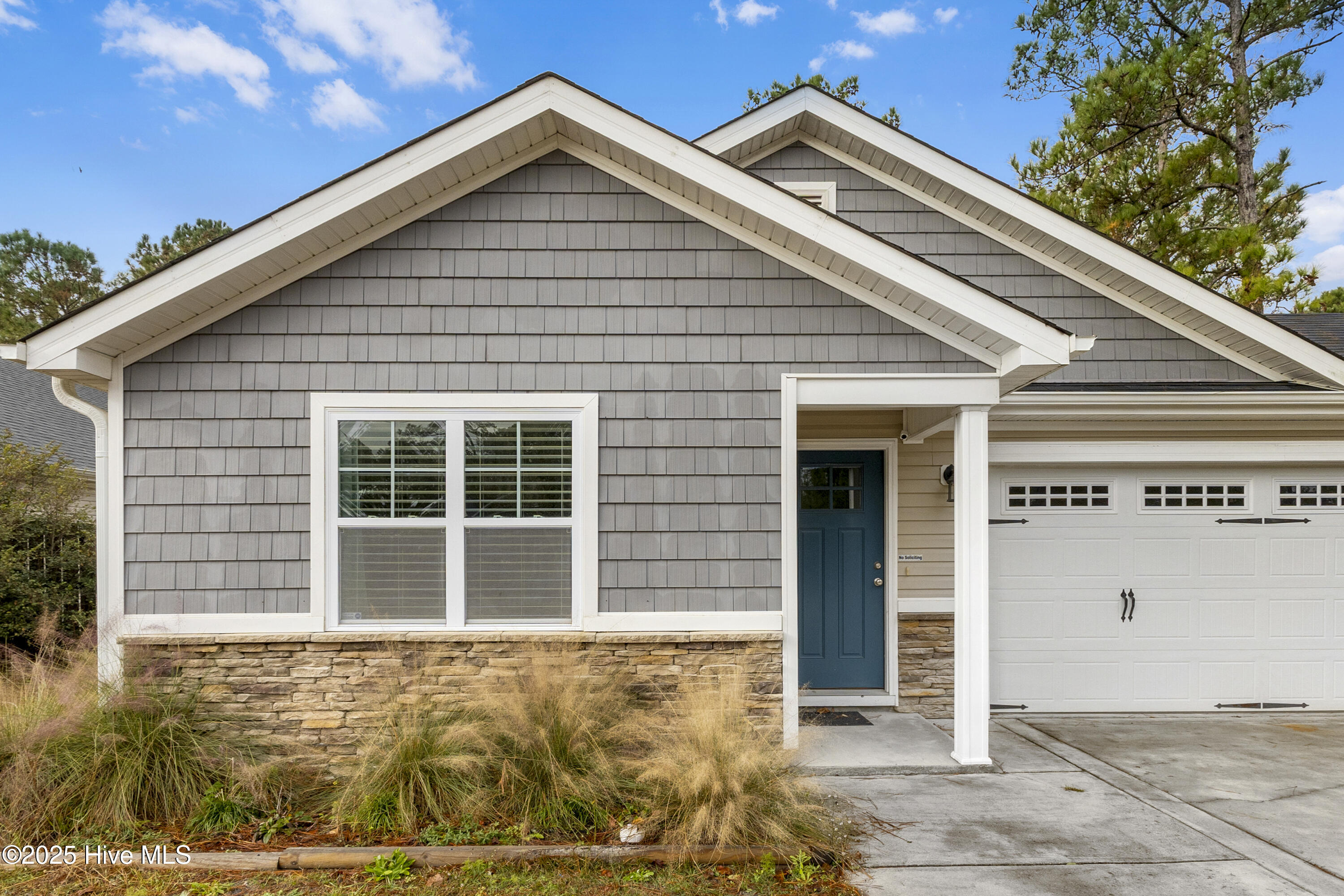 415 Ridgeway Drive