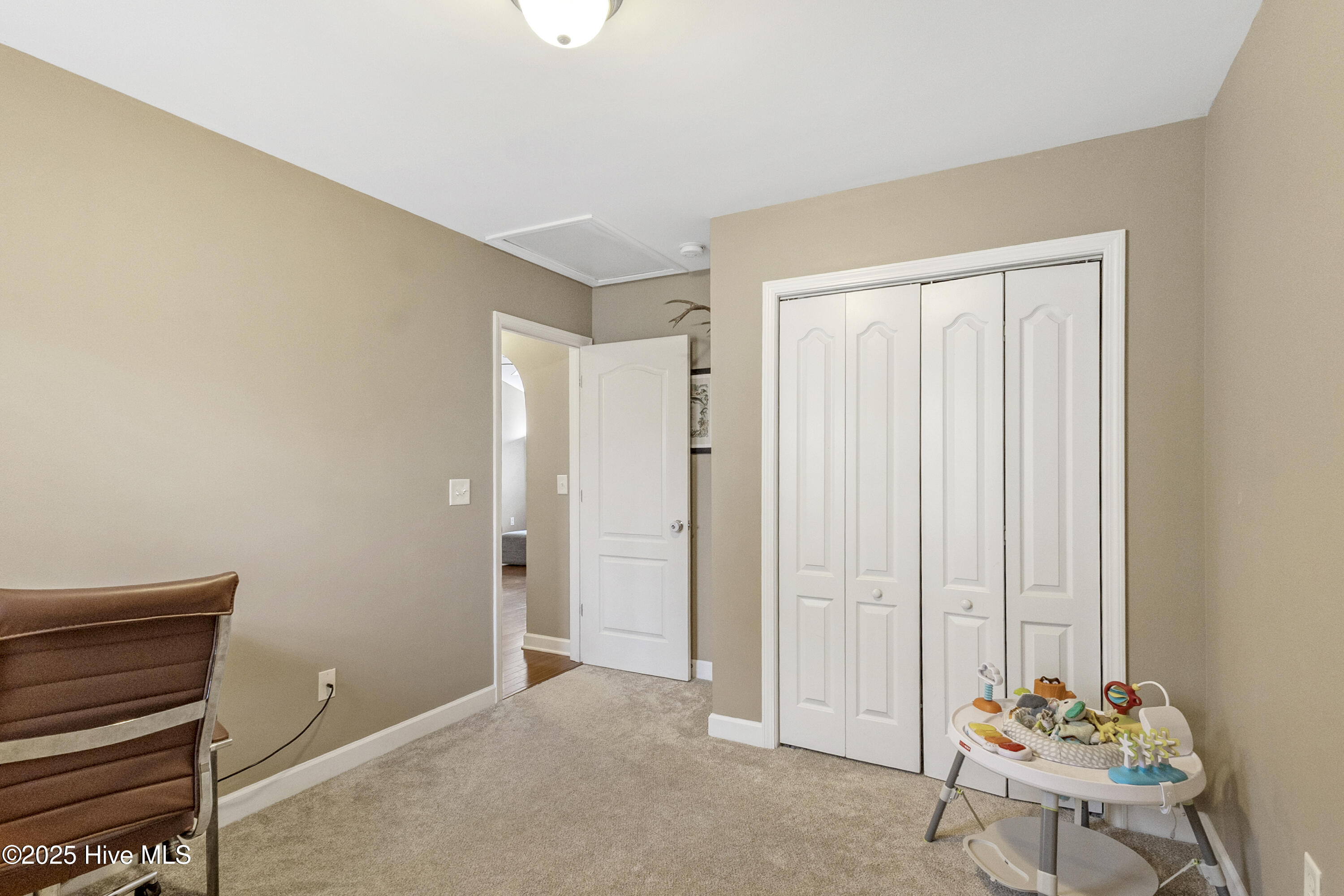 415 Ridgeway Drive
