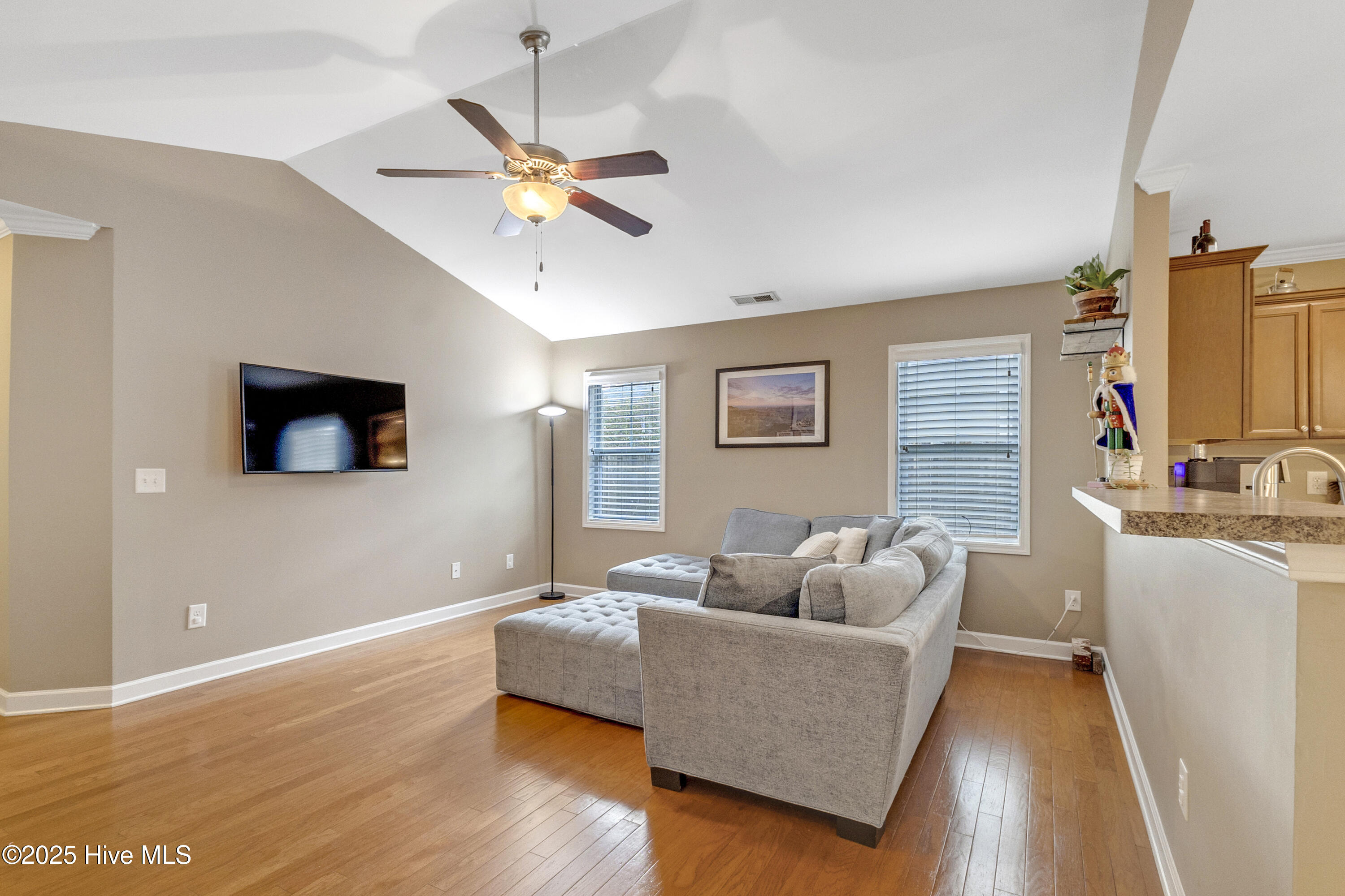 415 Ridgeway Drive