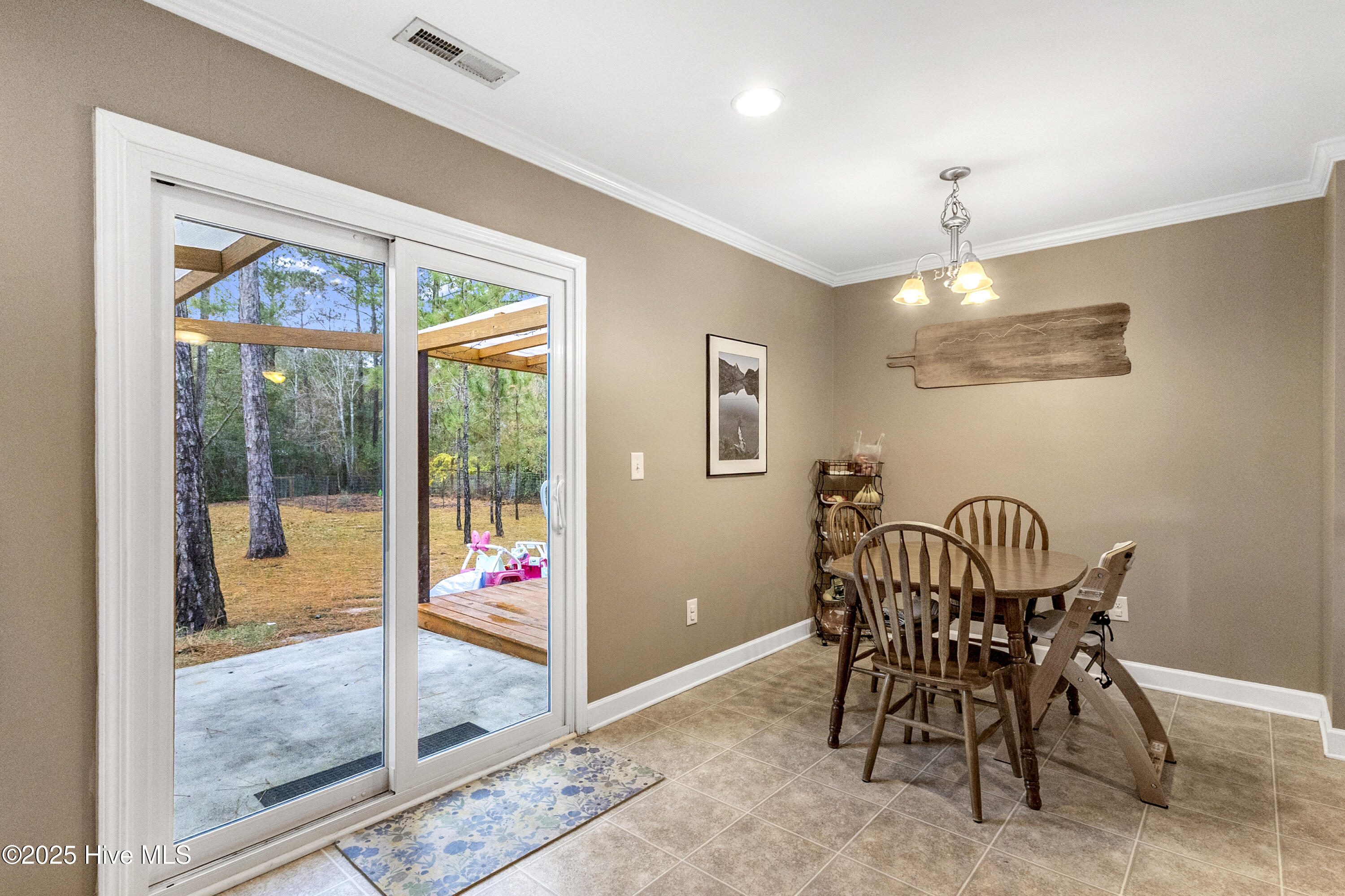 415 Ridgeway Drive