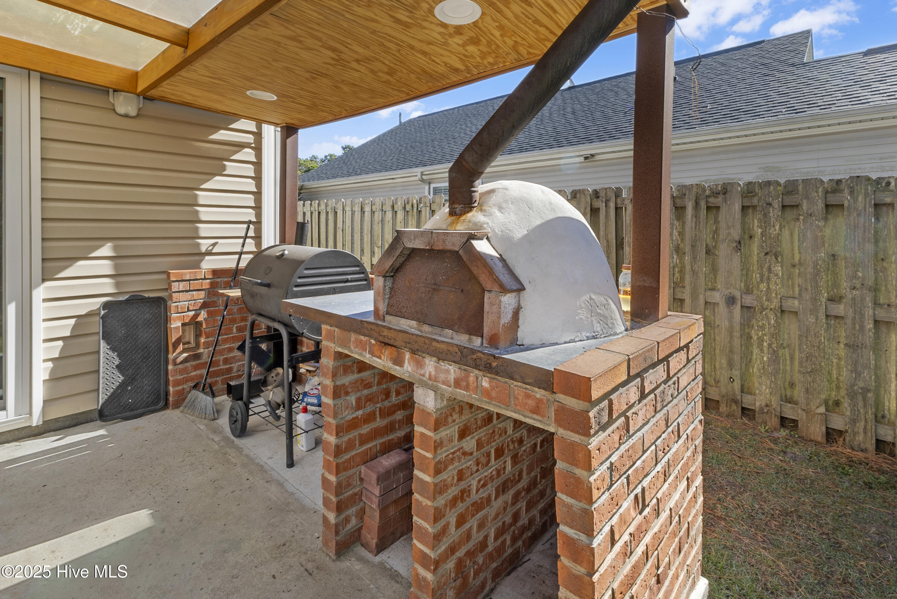 415 Ridgeway Drive