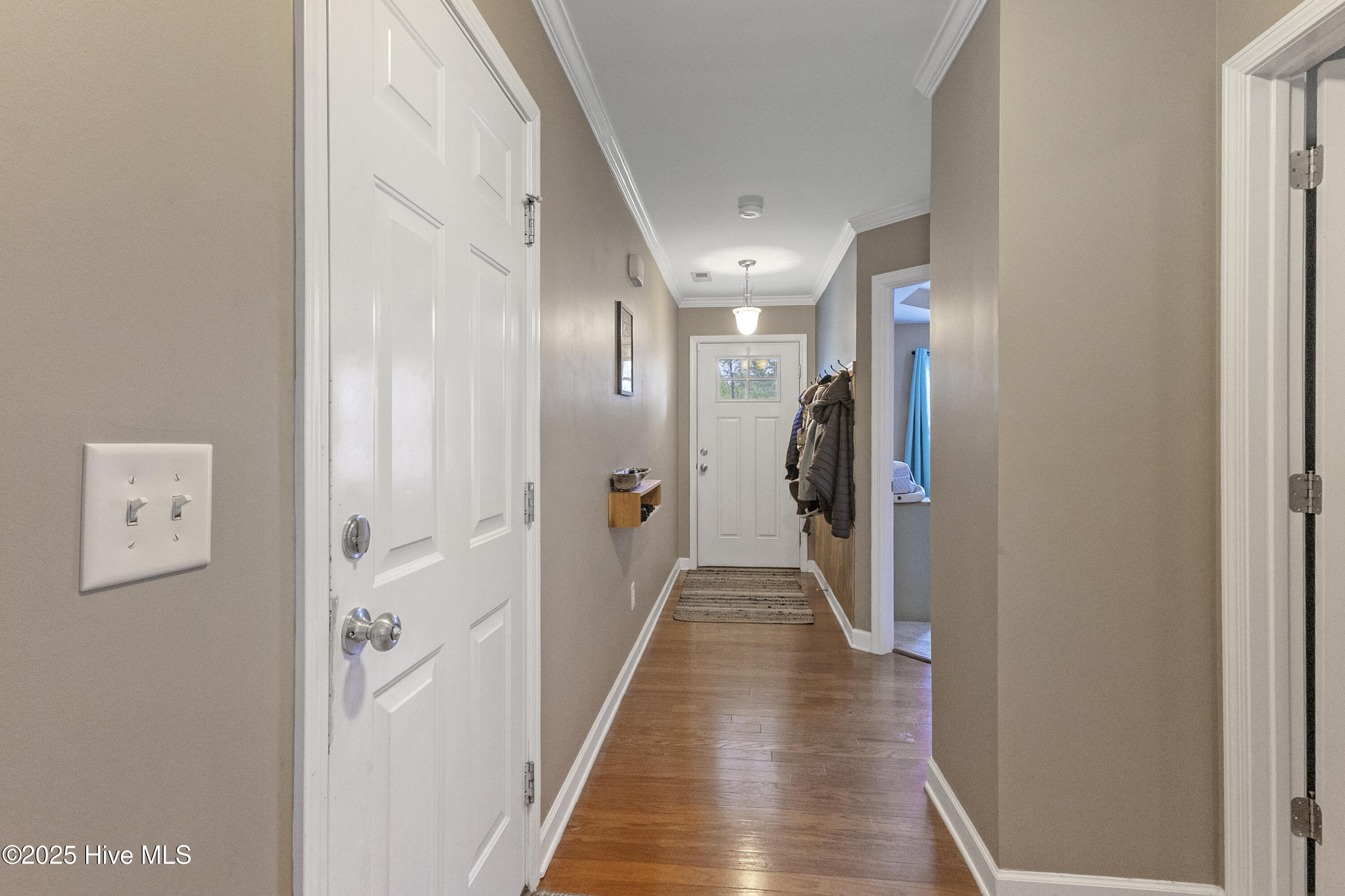 415 Ridgeway Drive