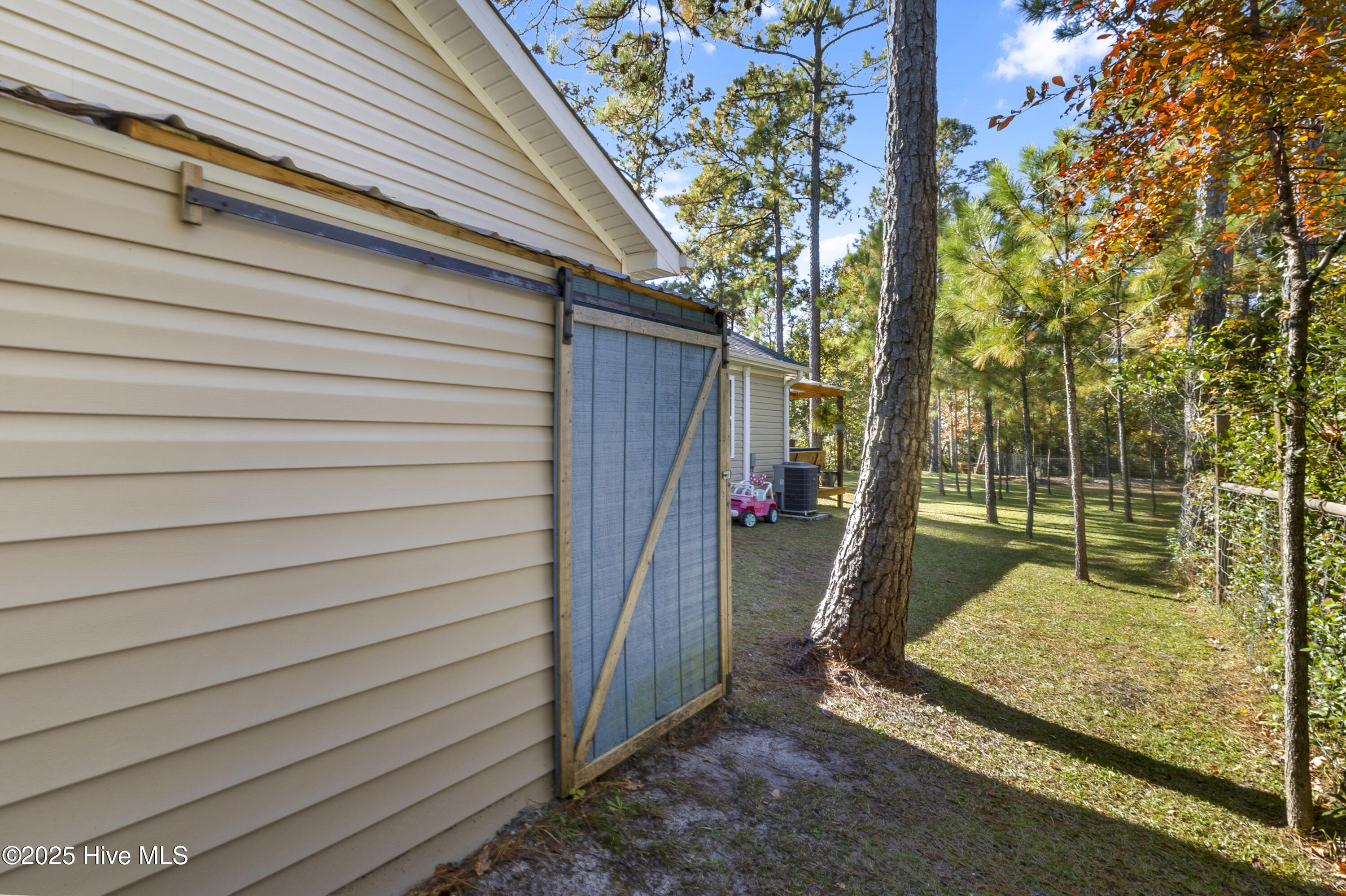 415 Ridgeway Drive
