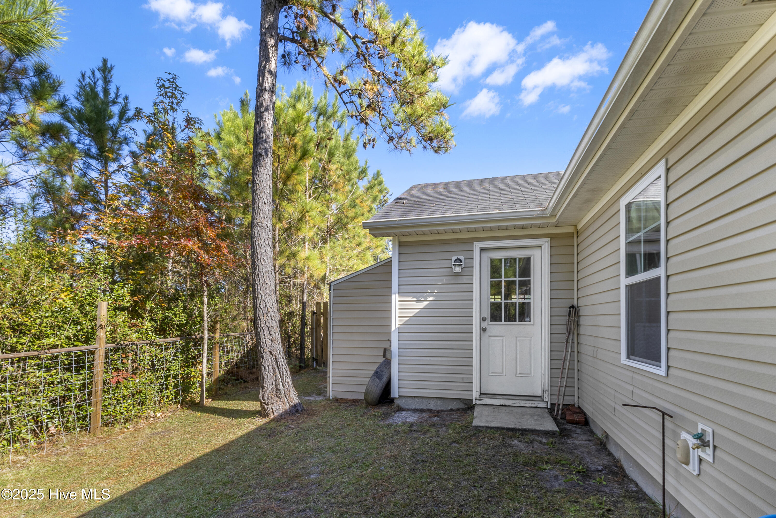 415 Ridgeway Drive