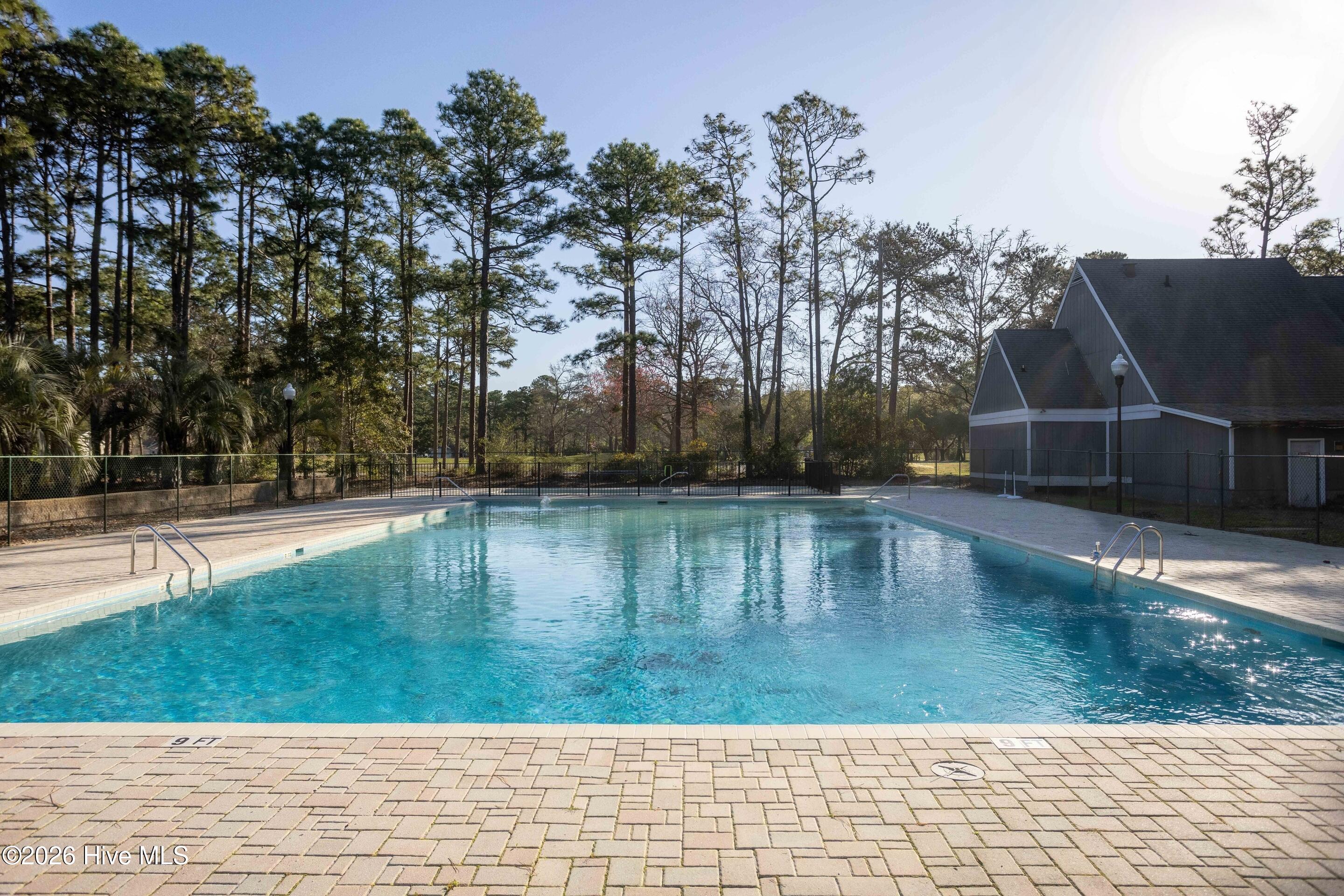 1 Crane Court SW