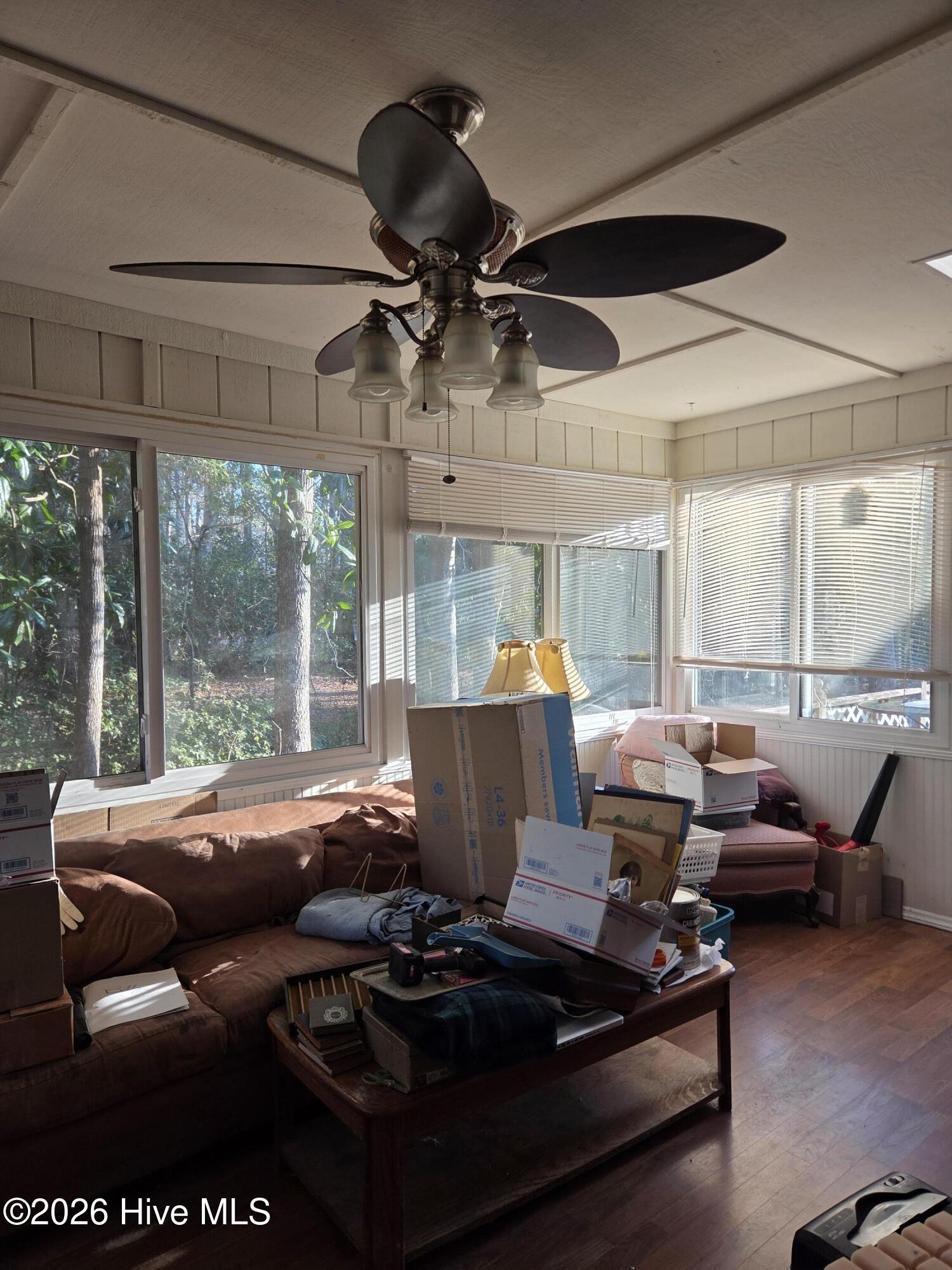 1 Crane Court SW