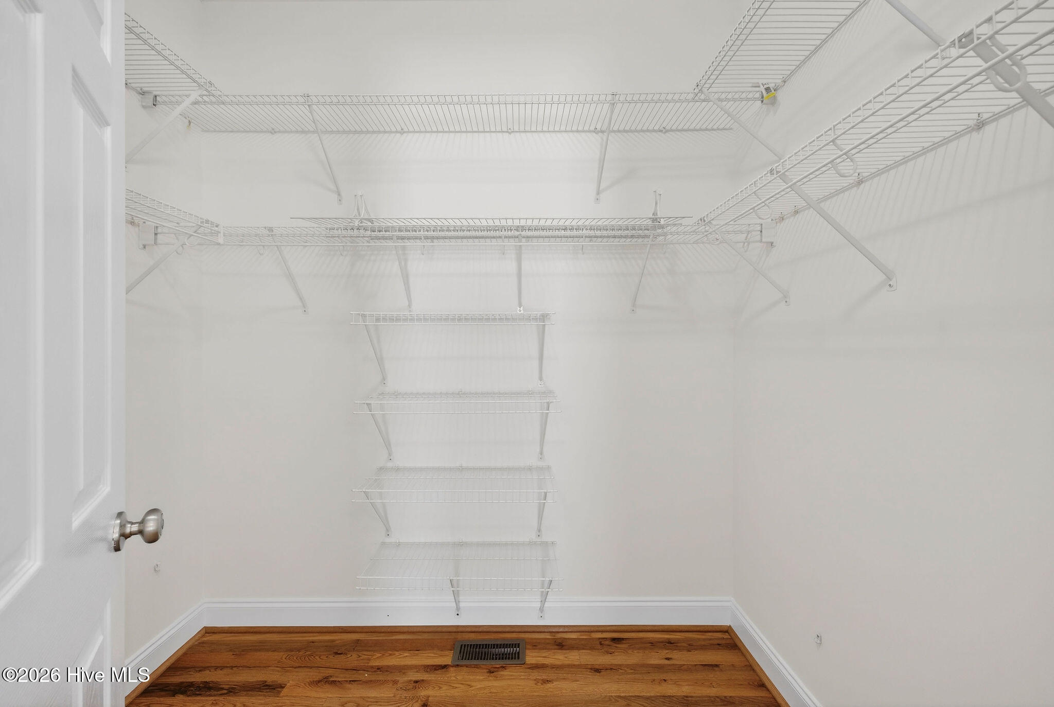 136 S Belvedere Drive