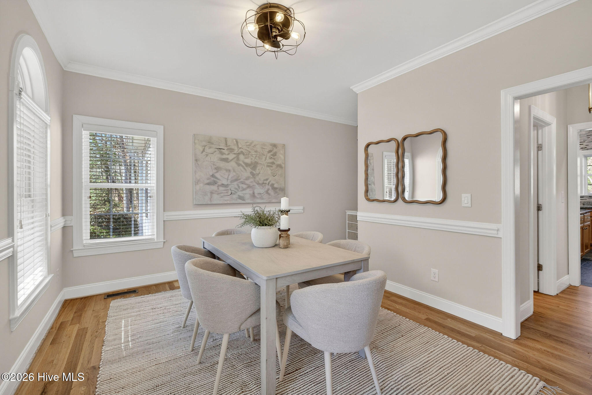 136 S Belvedere Drive