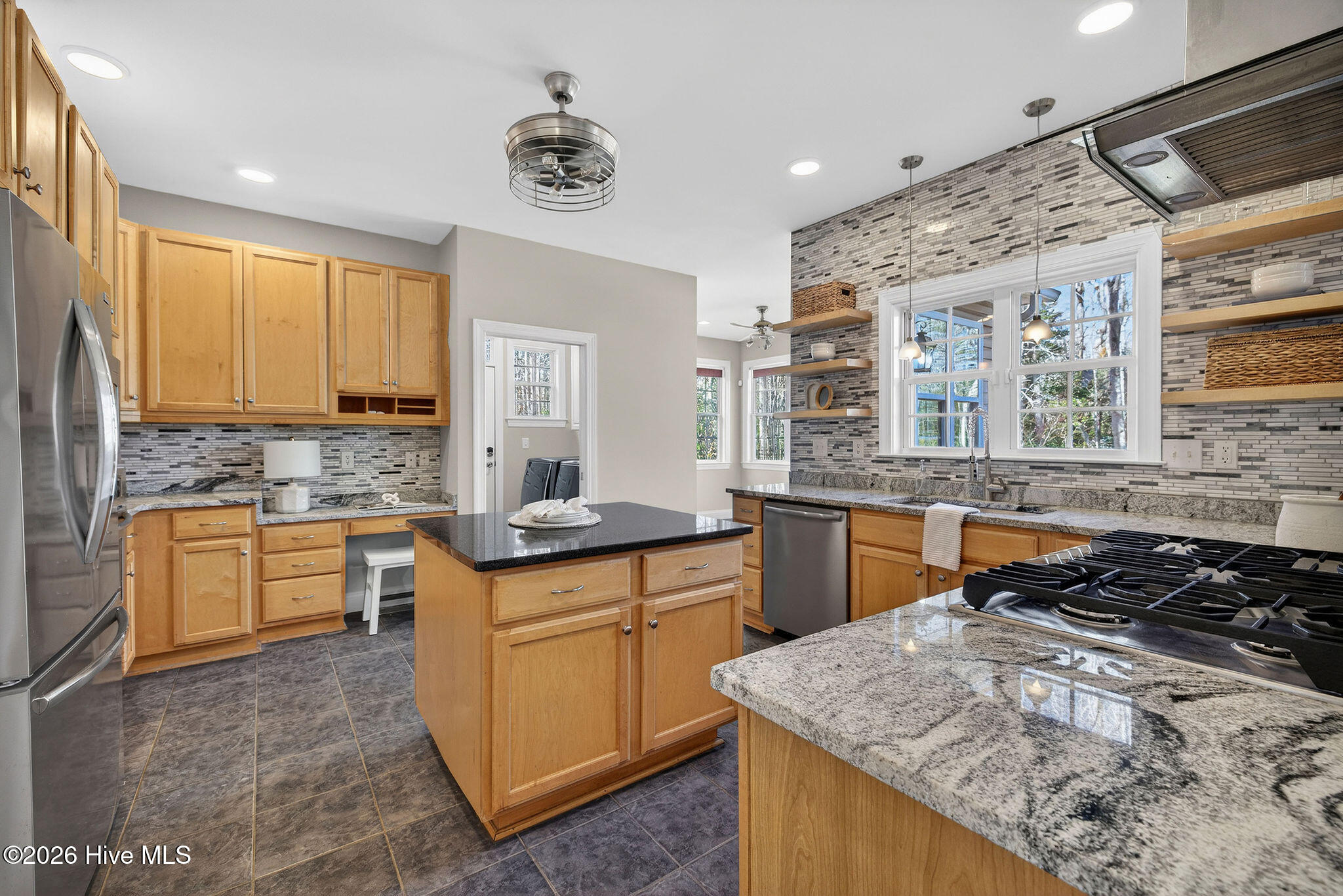 136 S Belvedere Drive