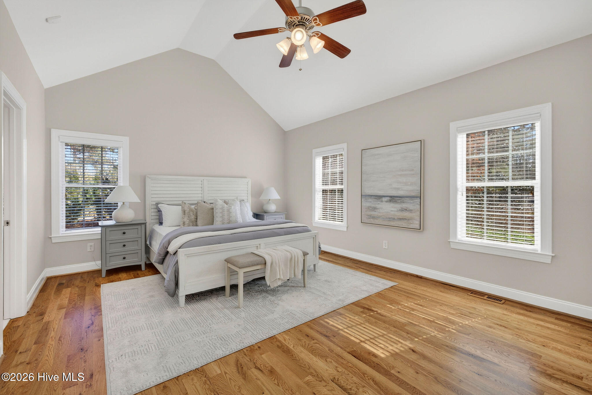 136 S Belvedere Drive