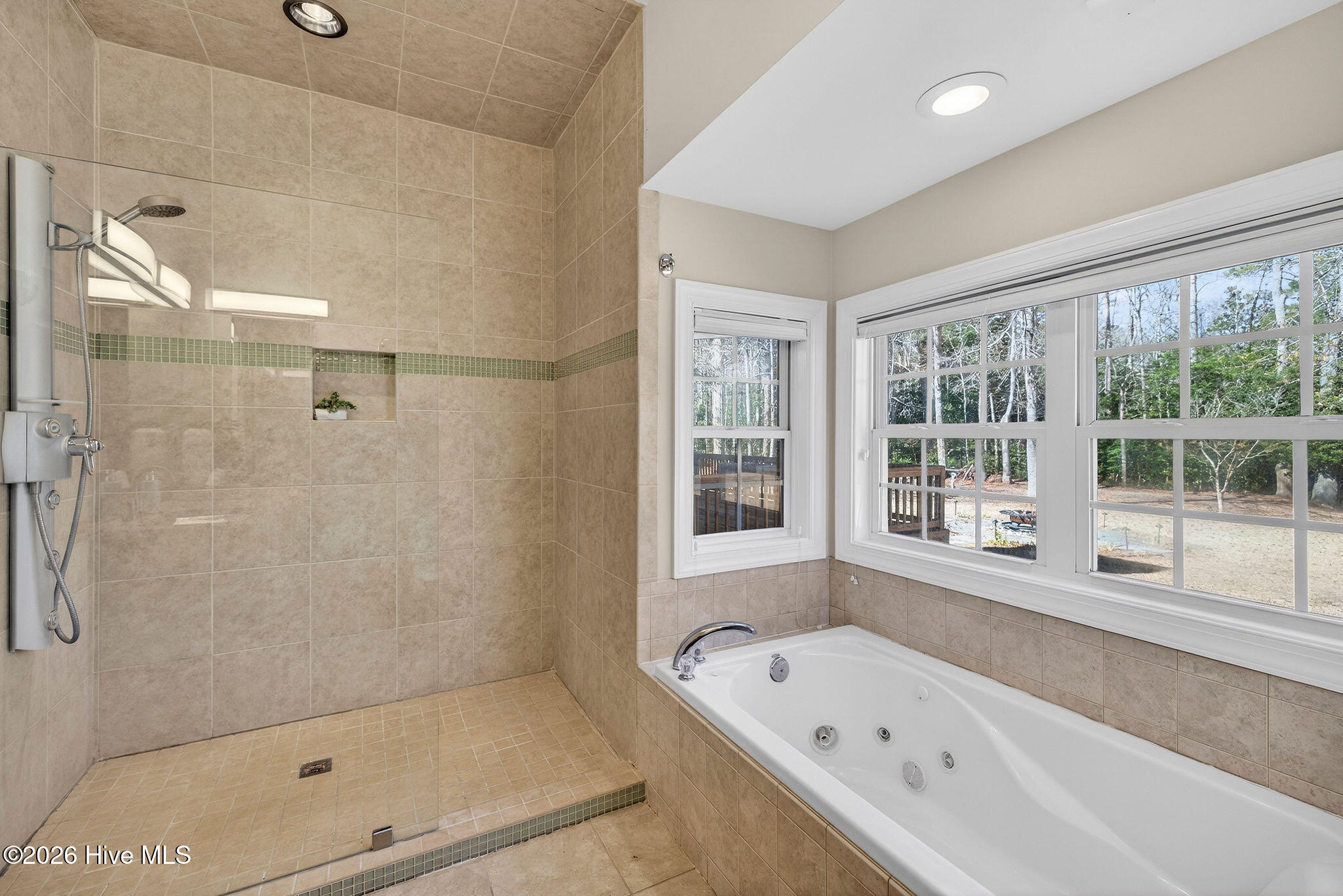 136 S Belvedere Drive