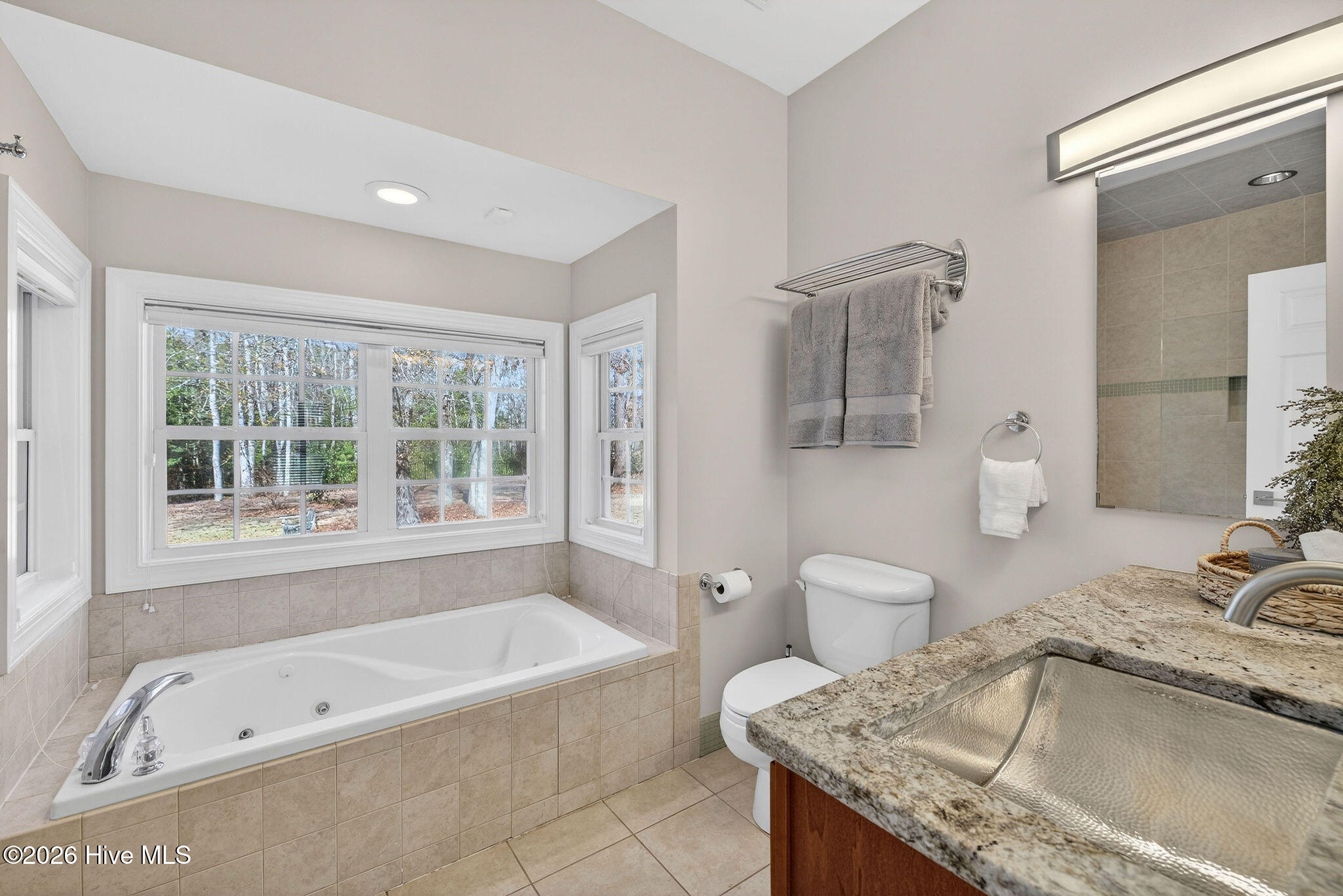 136 S Belvedere Drive