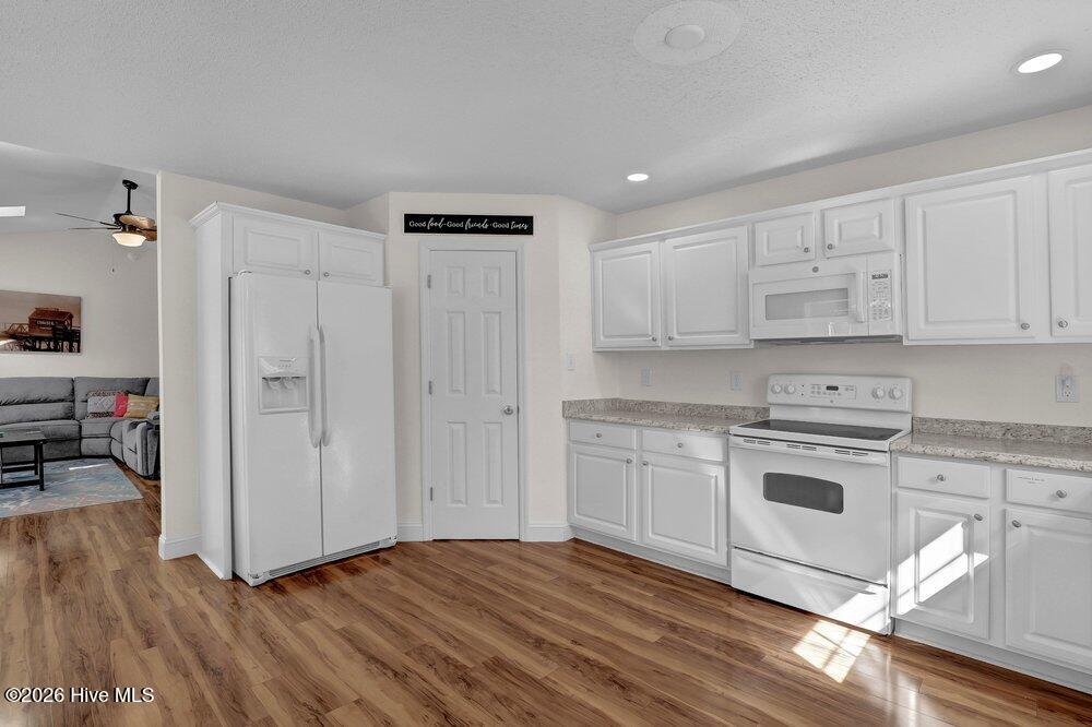 501 Compass Court