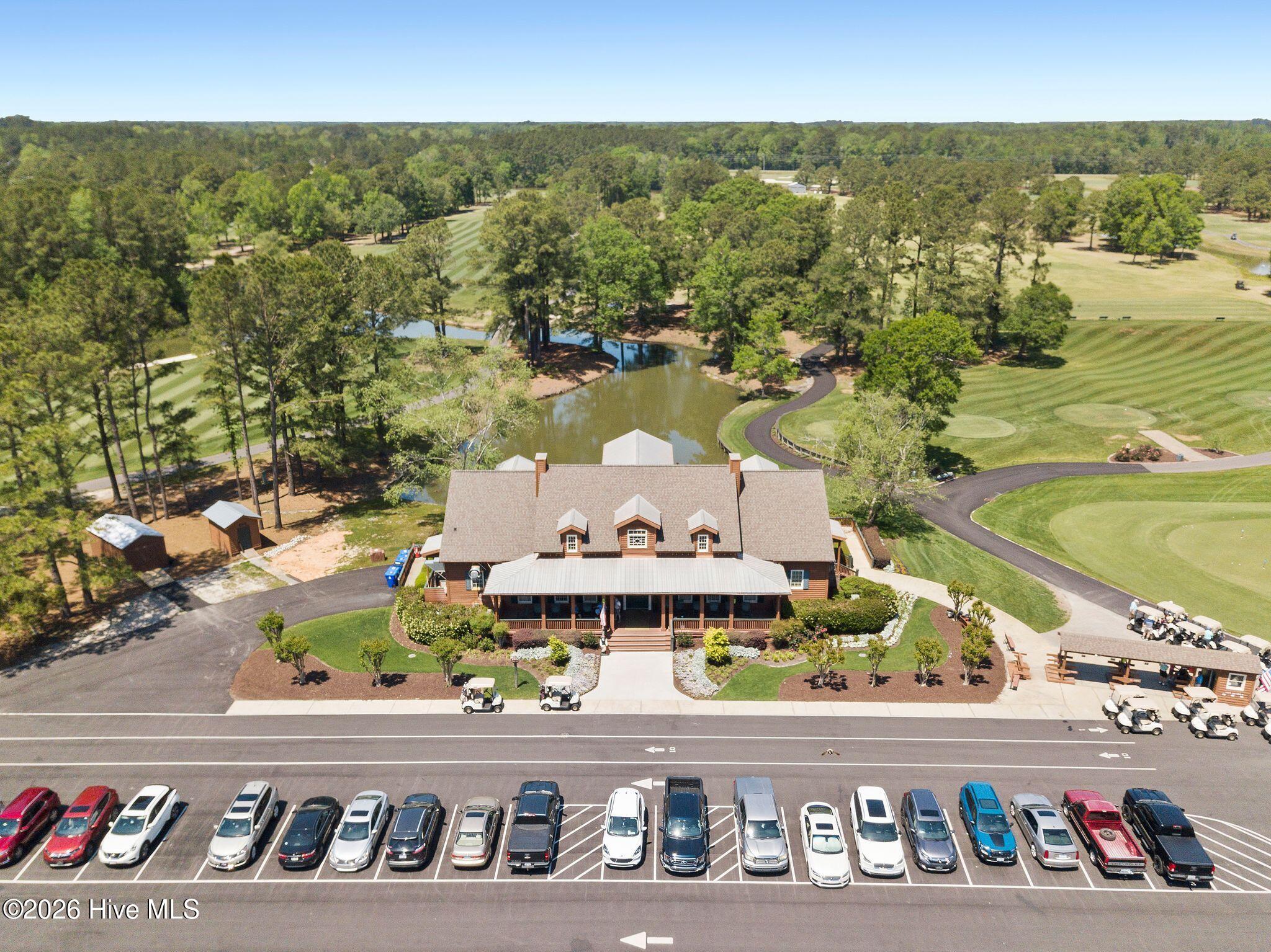 665 NW Meadowbrook Lane NW