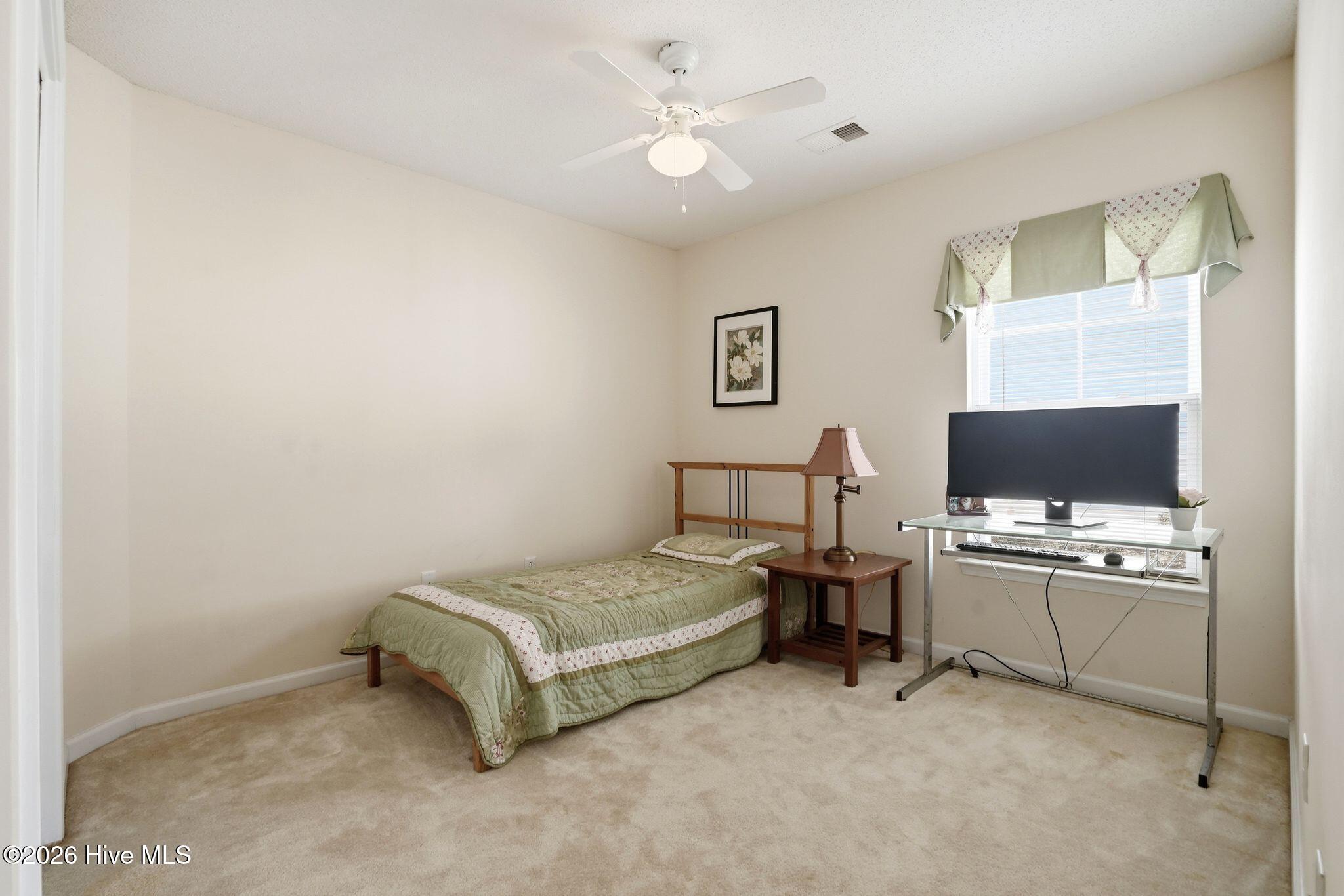 665 NW Meadowbrook Lane NW