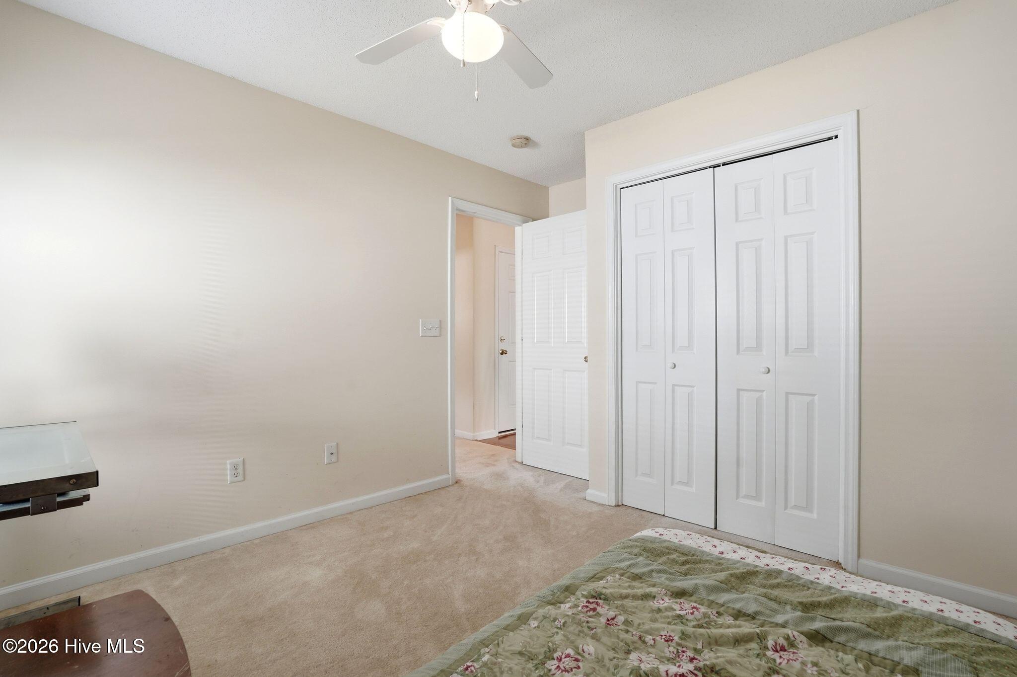 665 NW Meadowbrook Lane NW