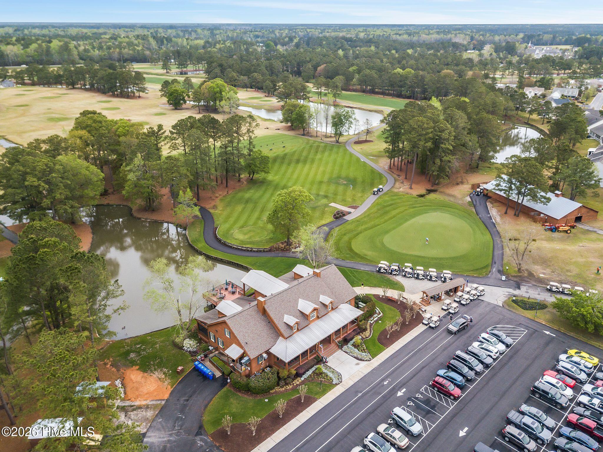 665 NW Meadowbrook Lane NW