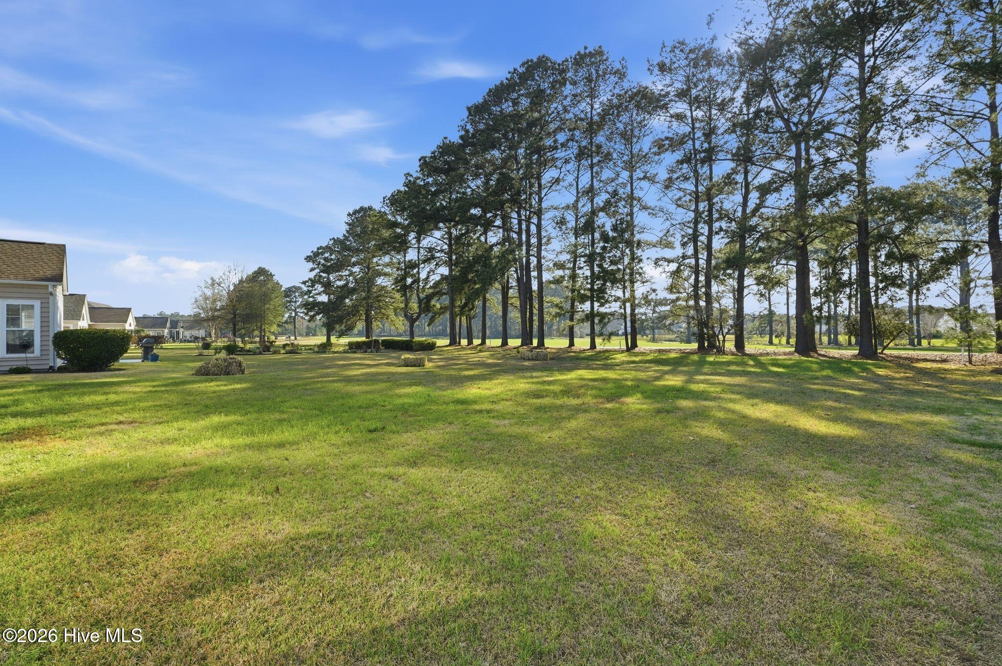 665 NW Meadowbrook Lane NW