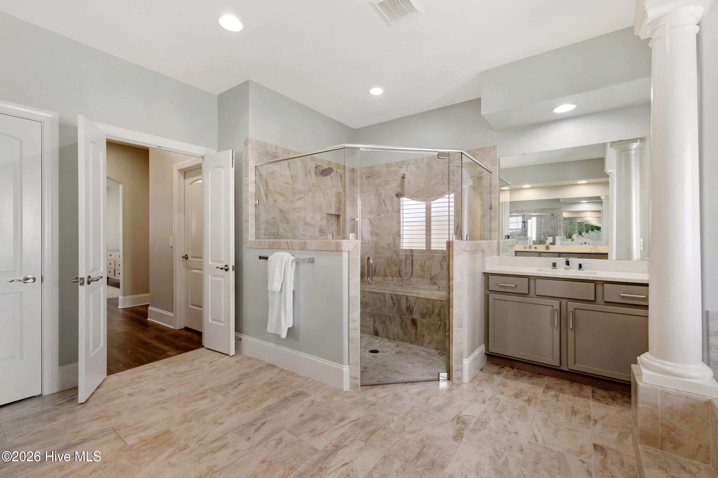 8678 Horse Nettle Drive NE