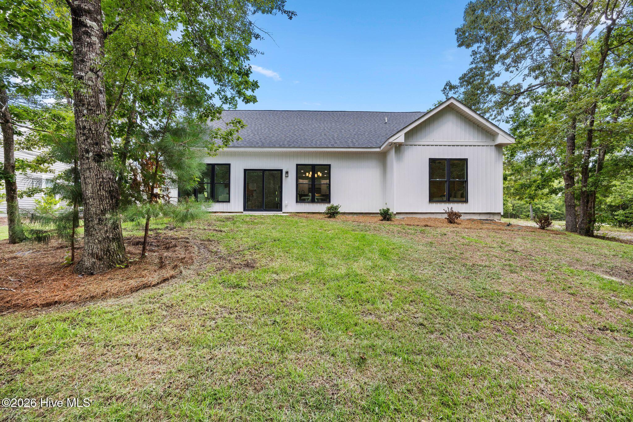 554 Sanctuary Point SW