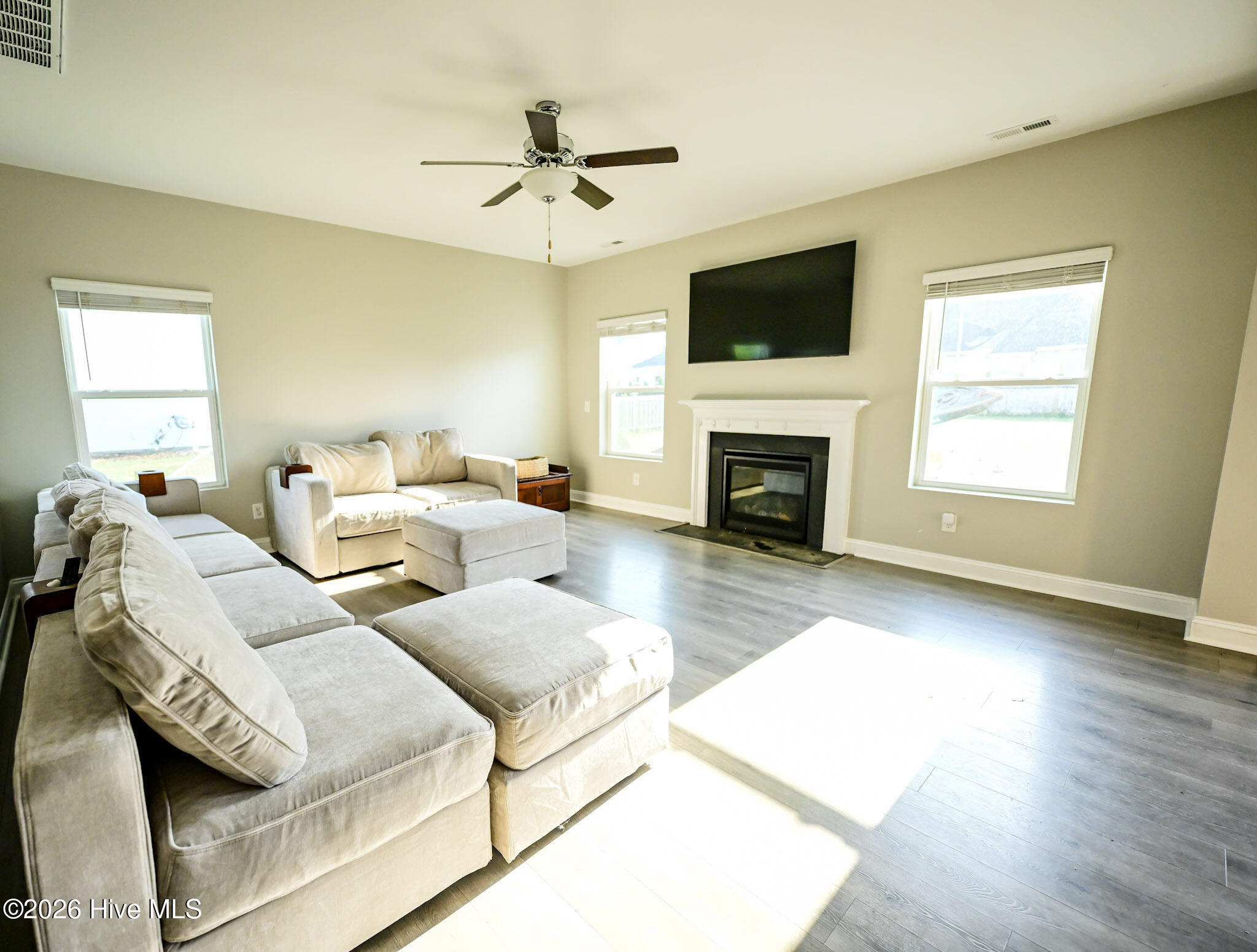 402 Gooseneck Lane