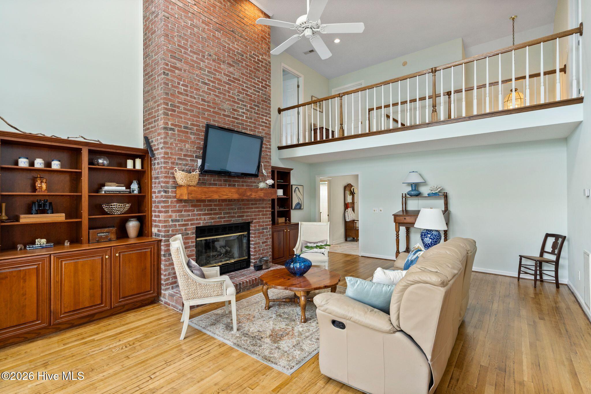 915 Chadwick Shores Drive