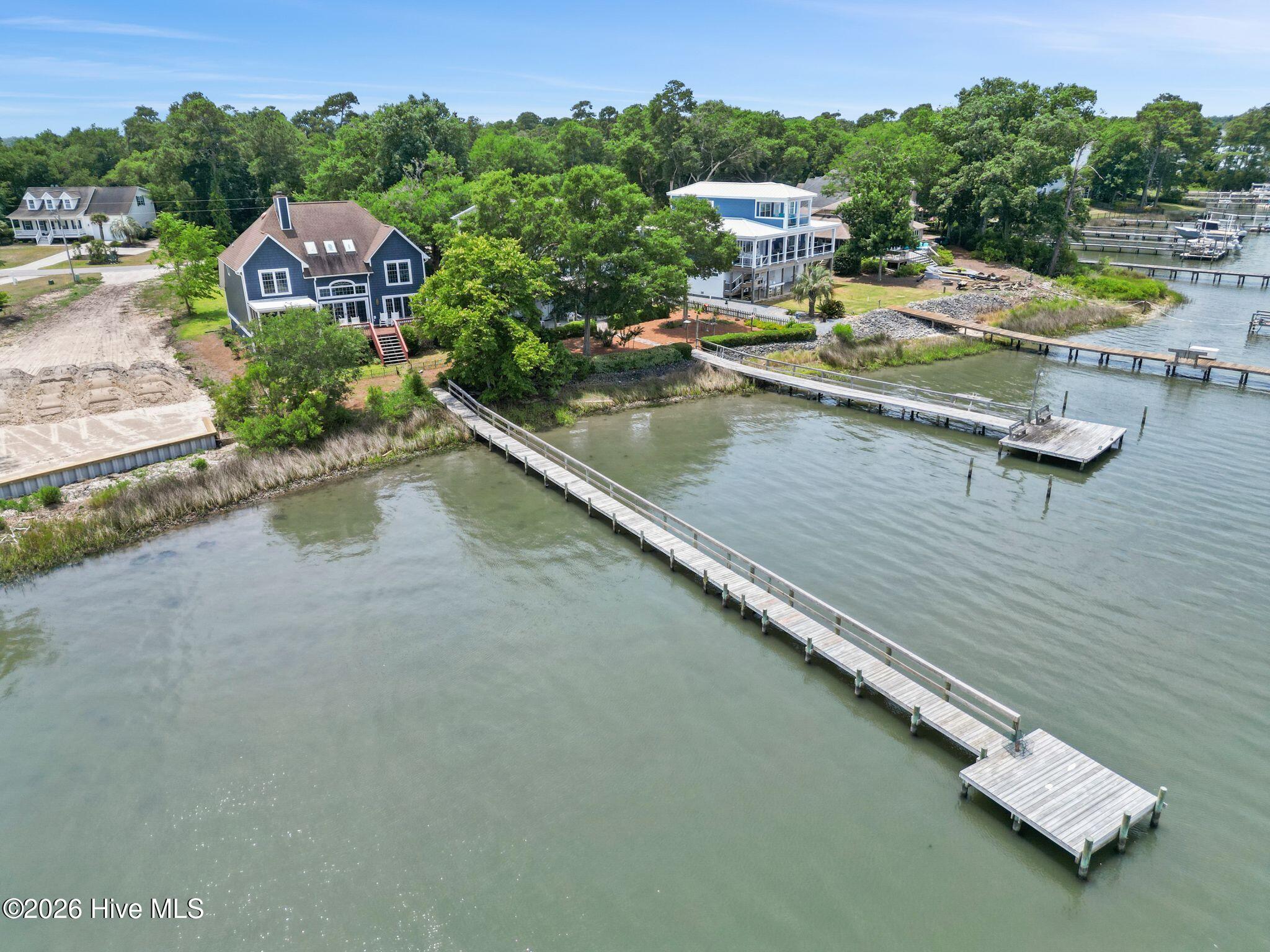 915 Chadwick Shores Drive