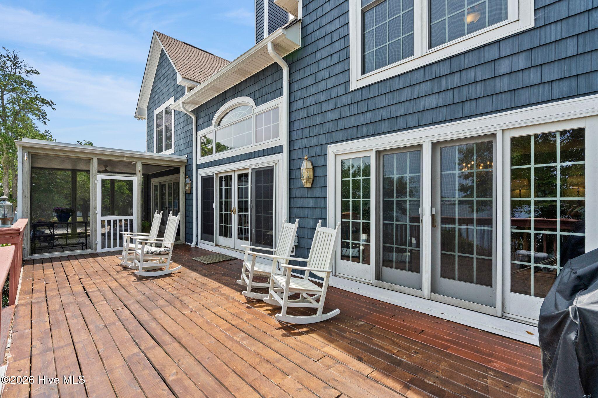 915 Chadwick Shores Drive