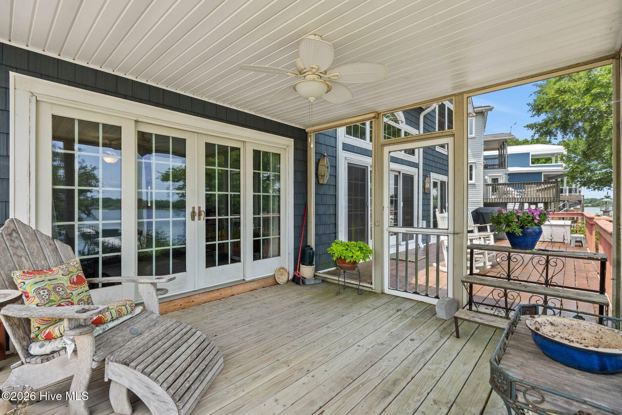 915 Chadwick Shores Drive