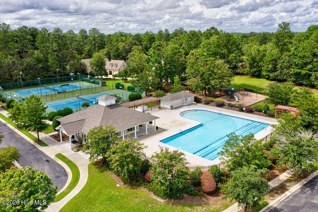 1102 Hampton Pines Court